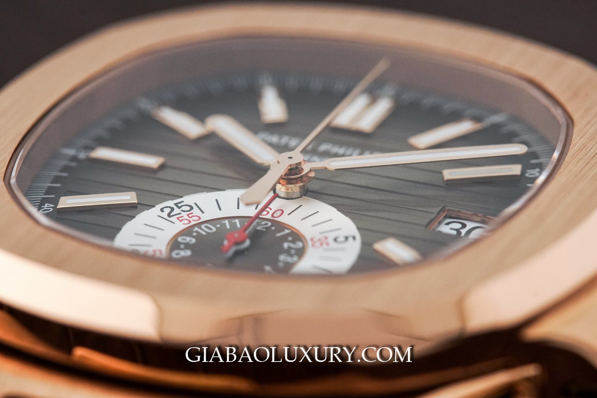 Đồng Hồ Patek Philippe Nautilus 5980R-001