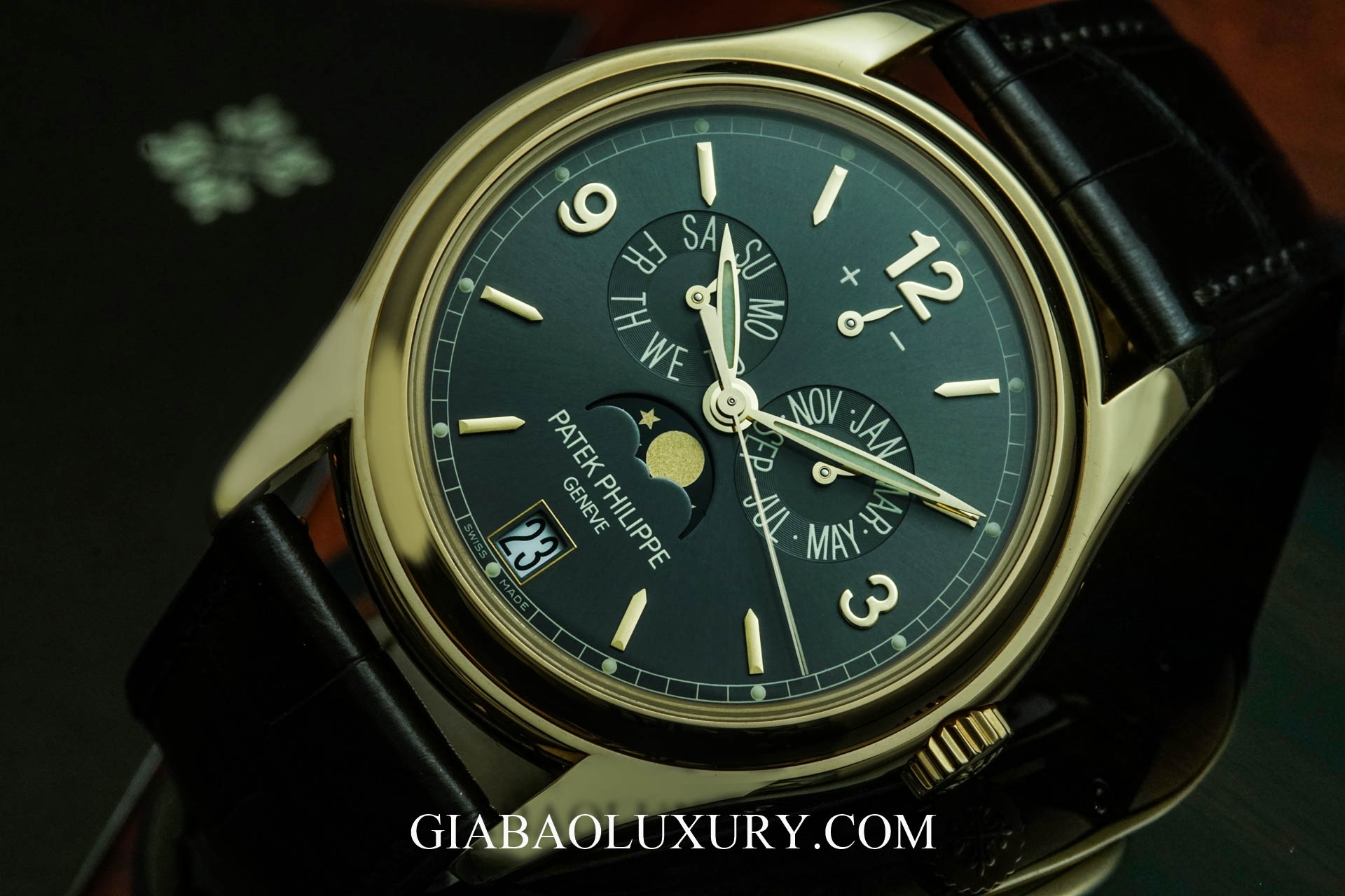 Đồng hồ Patek Philippe Complications 5146J-010