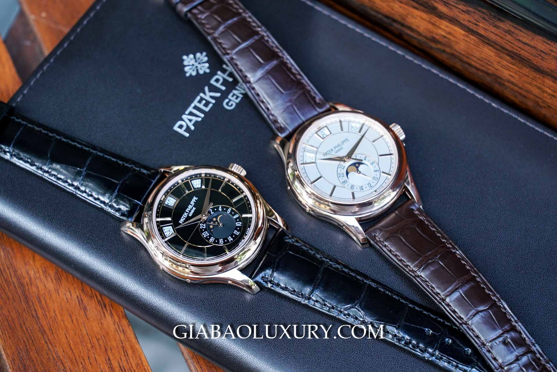 Đồng Hồ Patek Philippe Complications 5205R