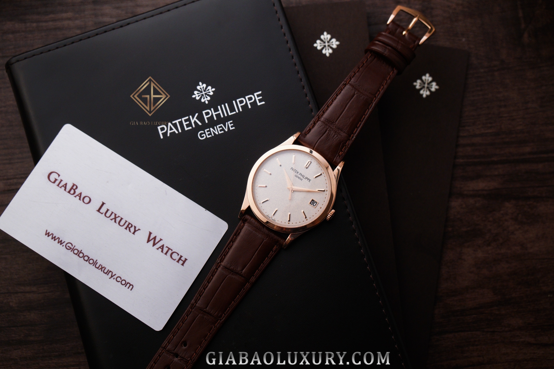 Đồng Hồ Patek Philippe Calatrava 5296R