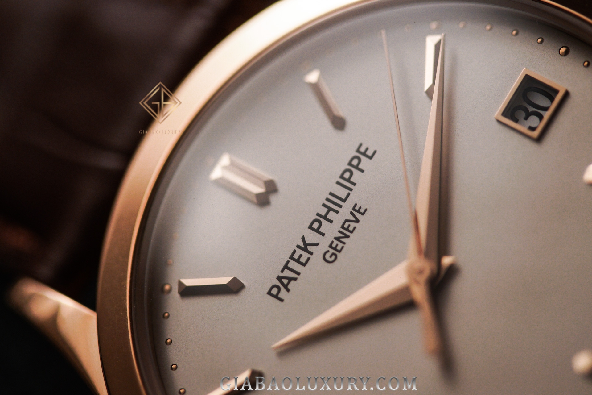 Đồng Hồ Patek Philippe Calatrava 5296R