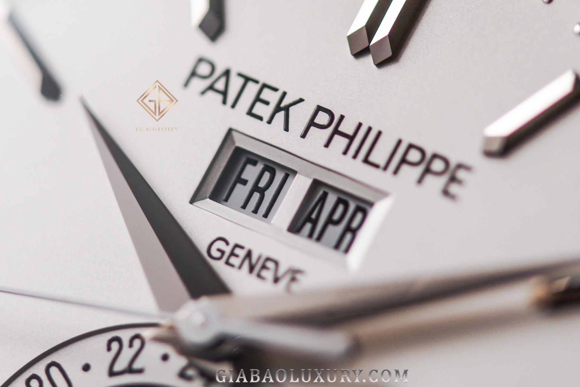 Đồng Hồ Patek Philippe Complications 5396G-011