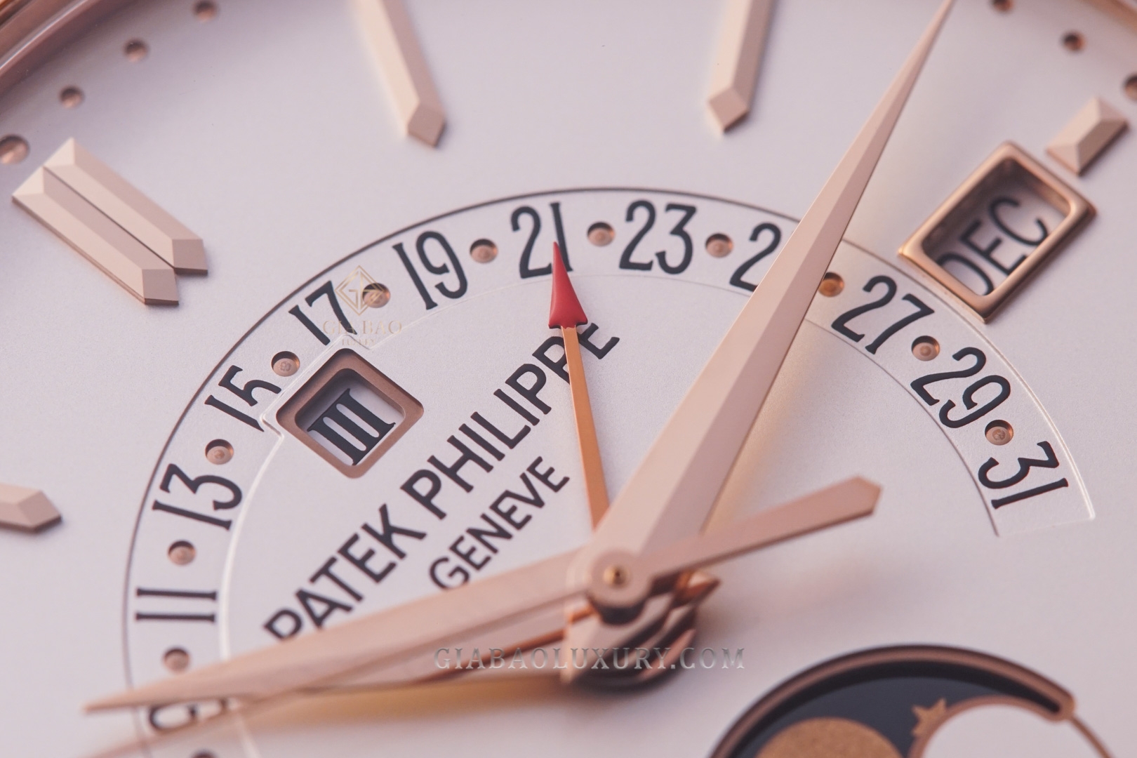 Đồng Hồ Patek Philippe Grand Complications 5496R-001