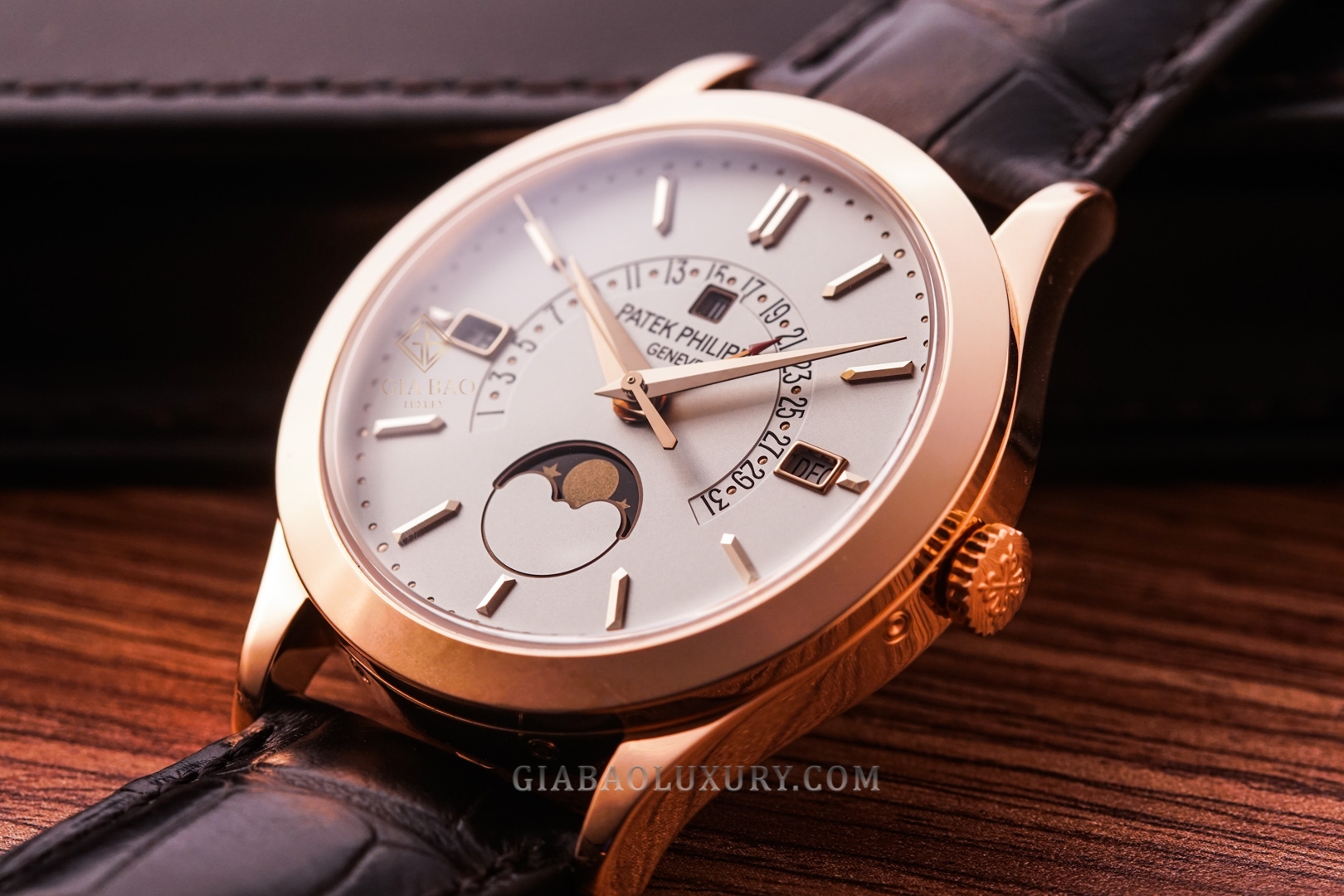 Đồng Hồ Patek Philippe Grand Complications 5496R-001