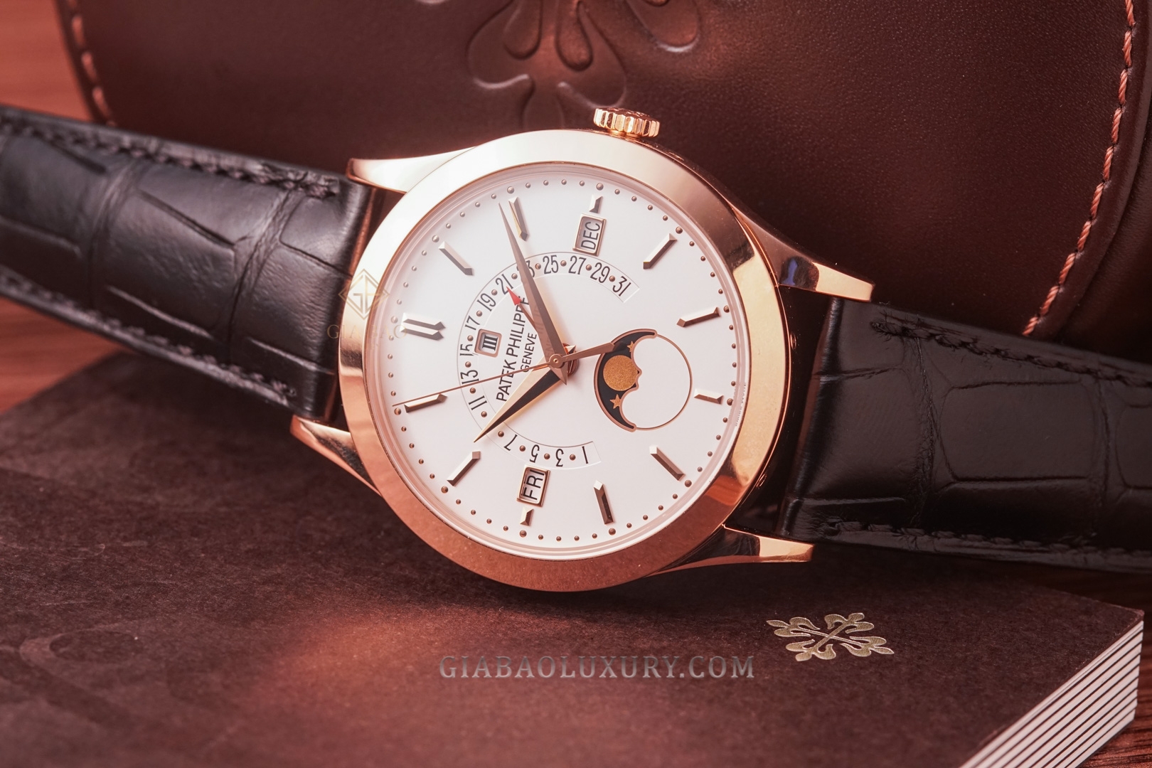 Đồng Hồ Patek Philippe Grand Complications 5496R-001