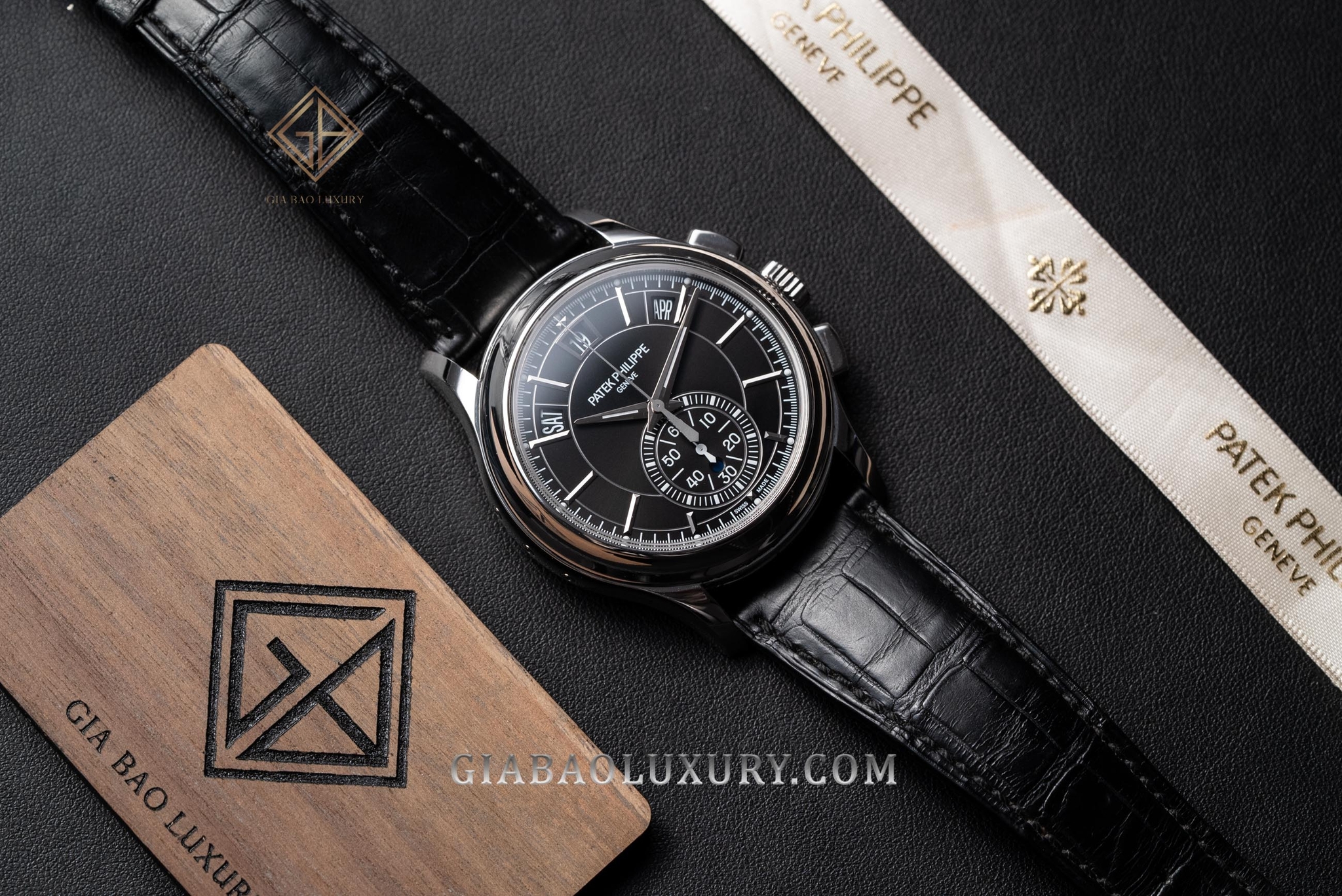 Đồng Hồ Patek Philippe Complications 5905P-010