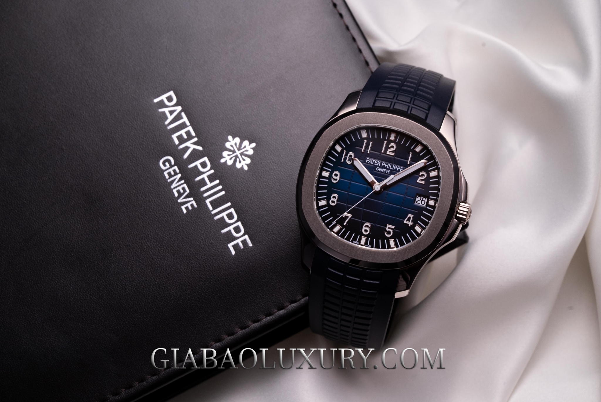 Đồng Hồ Patek Philippe Aquanaut 5168G-001