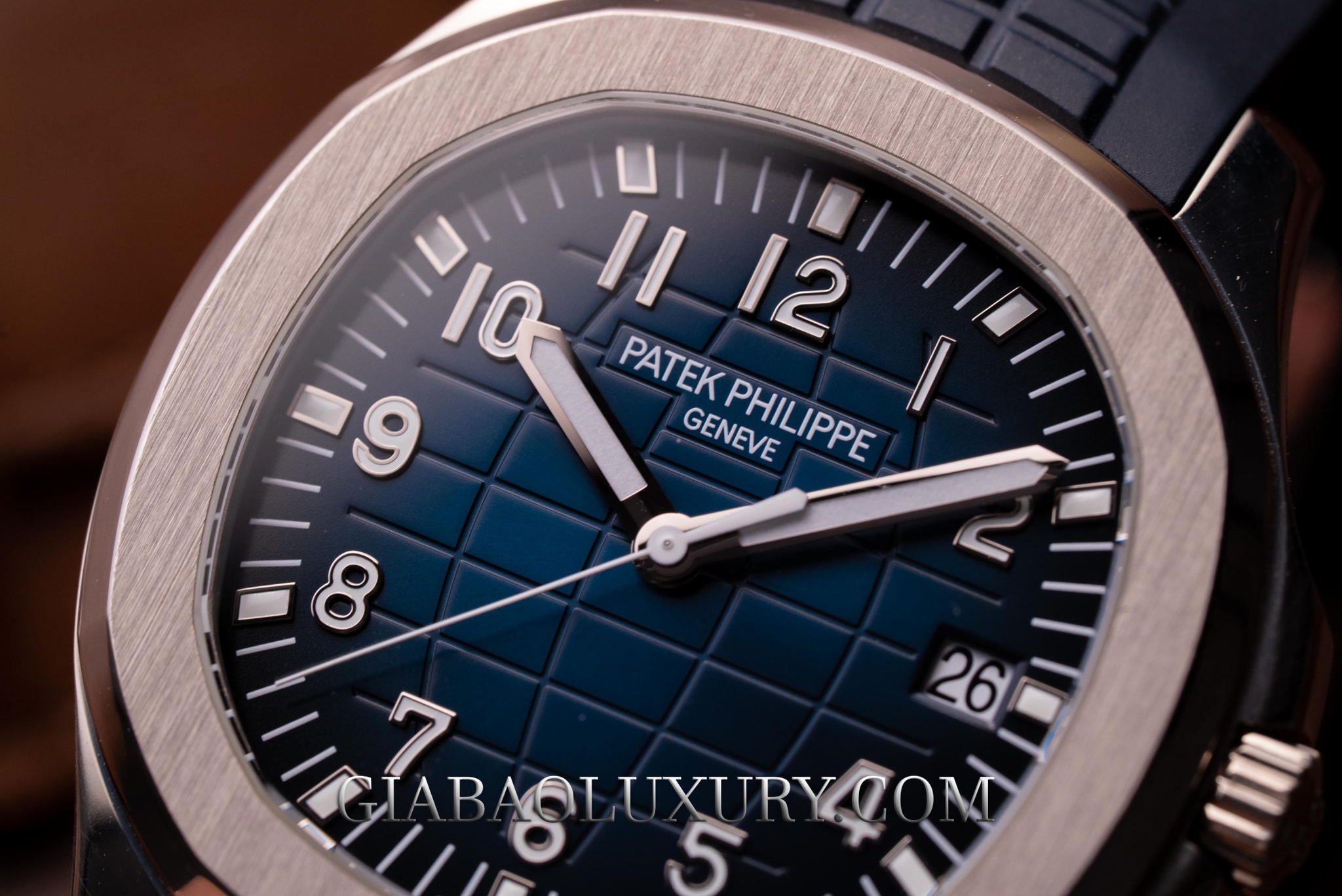 Review đồng hồ Patek Philippe Aquanaut 5168G
