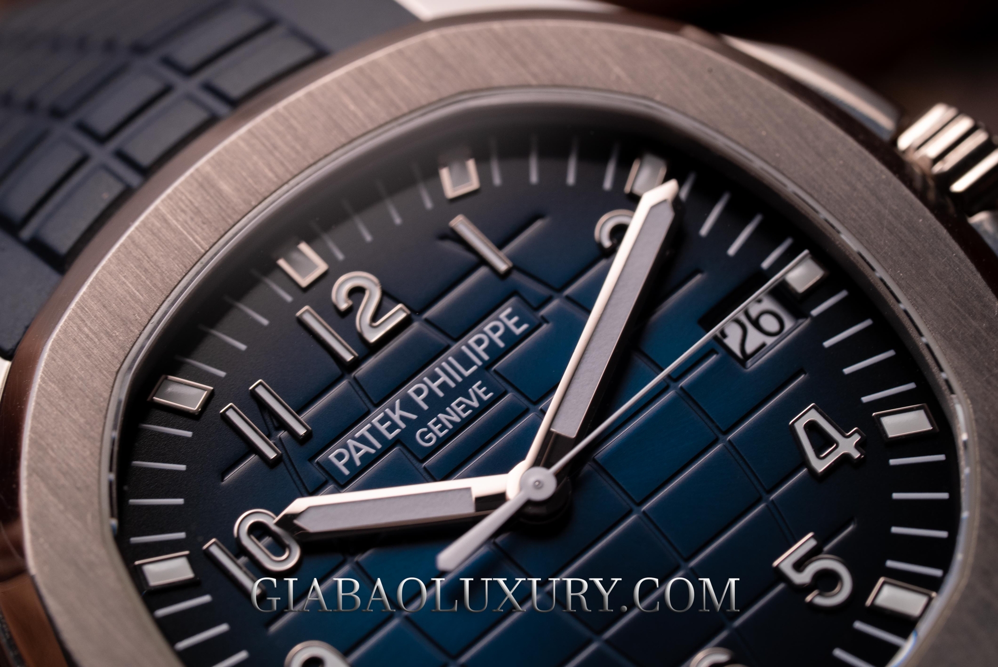 Review đồng hồ Patek Philippe Aquanaut 5168G