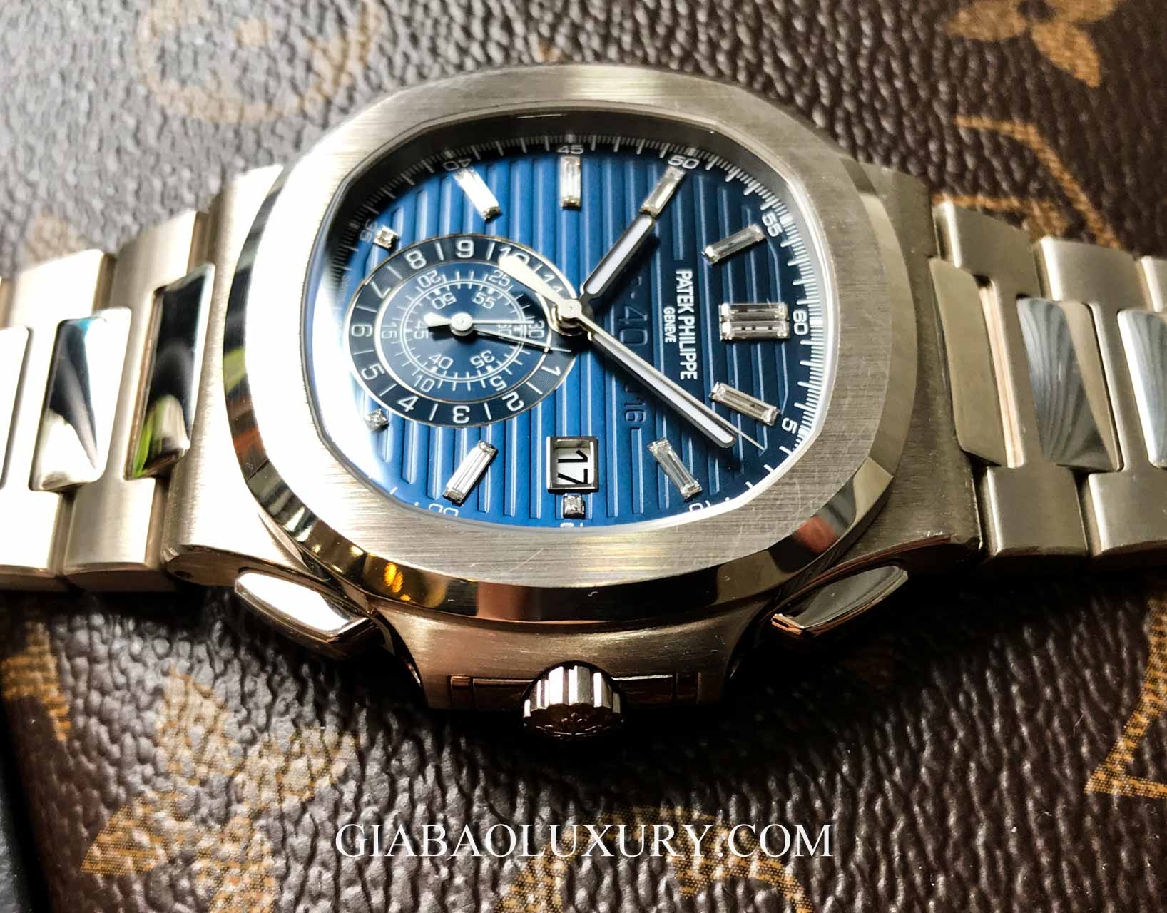 đồng hồ Patek Philippe Nautilus 5976/1G