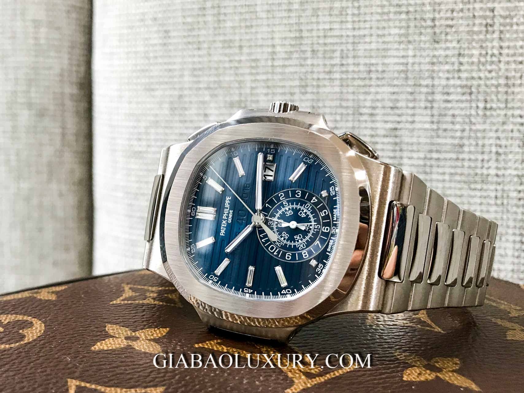 đồng hồ Patek Philippe Nautilus 5976/1G