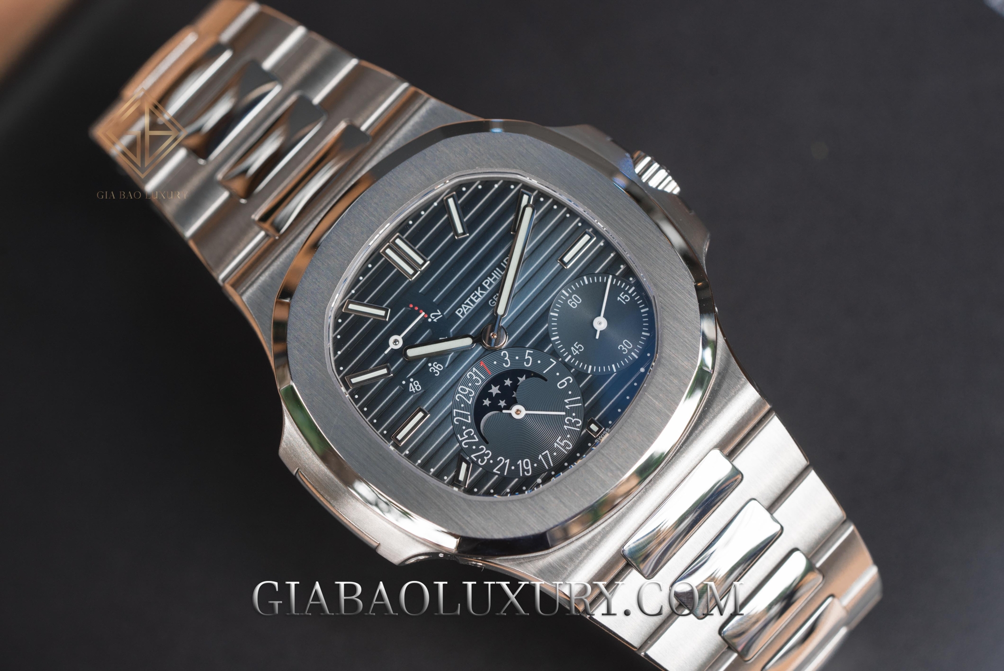 Review Đồng Hồ Patek Philippe Nautilus 5712/1A 