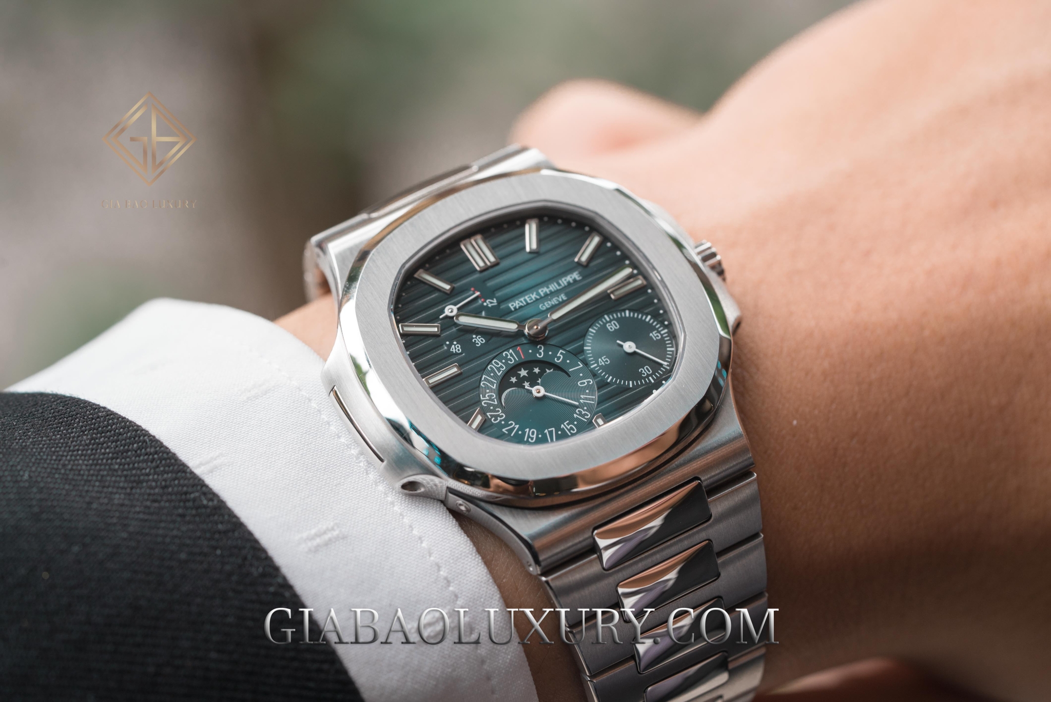 Review Đồng Hồ Patek Philippe Nautilus 5712/1A 