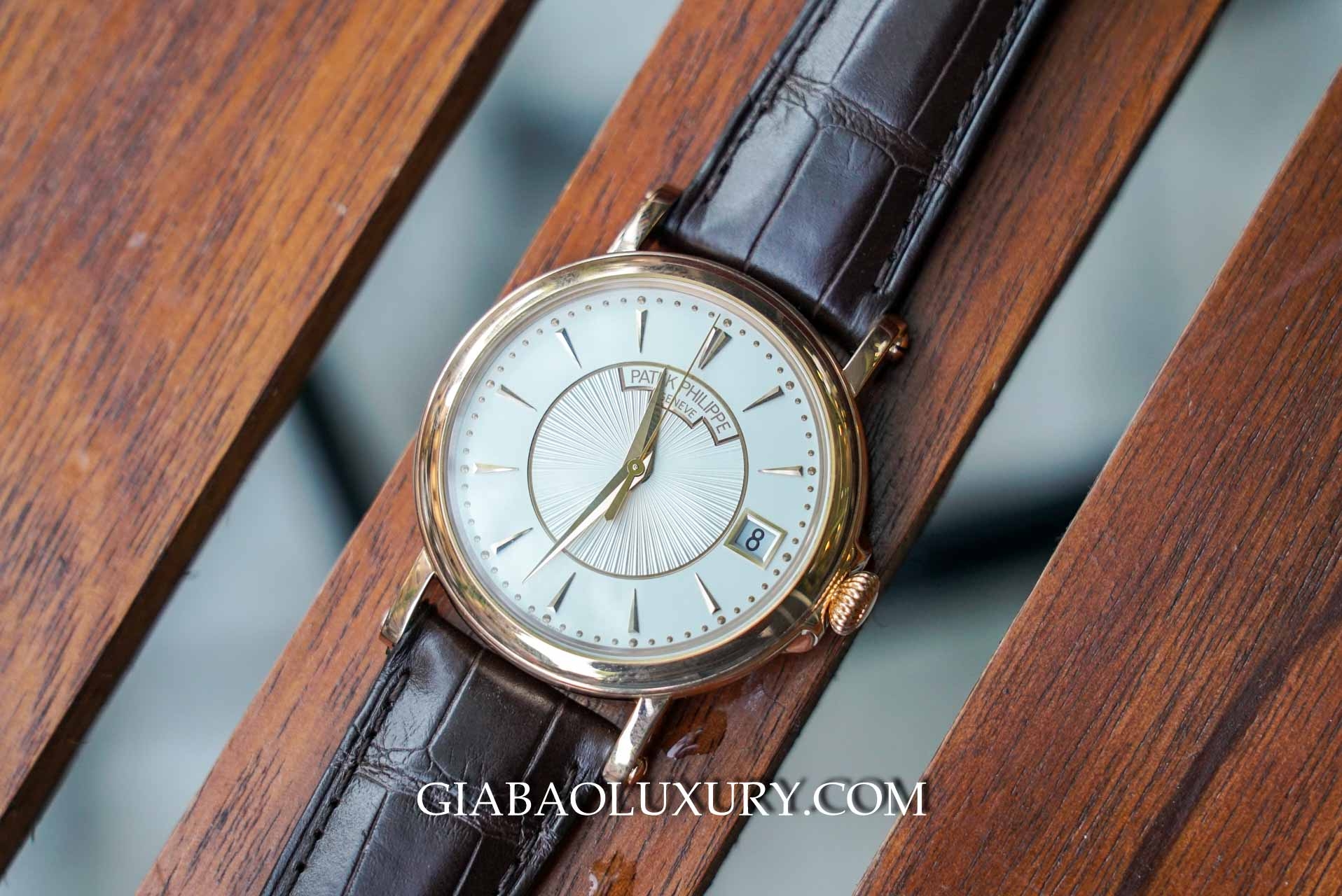 Đồng Hồ Patek Philippe Calatrava 5153R