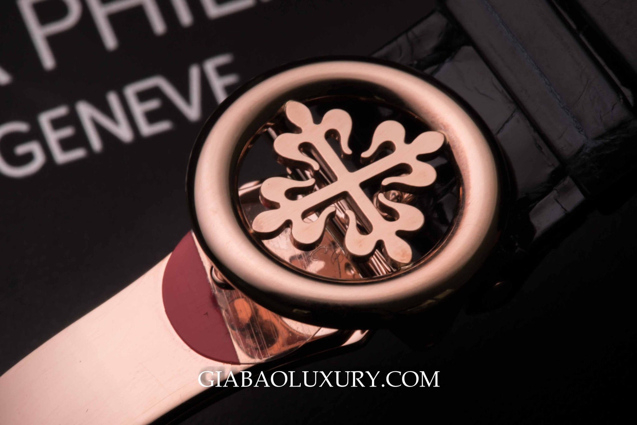 Đồng Hồ Patek Philippe Annual Calendar 5496R-014 Mid Night Blue