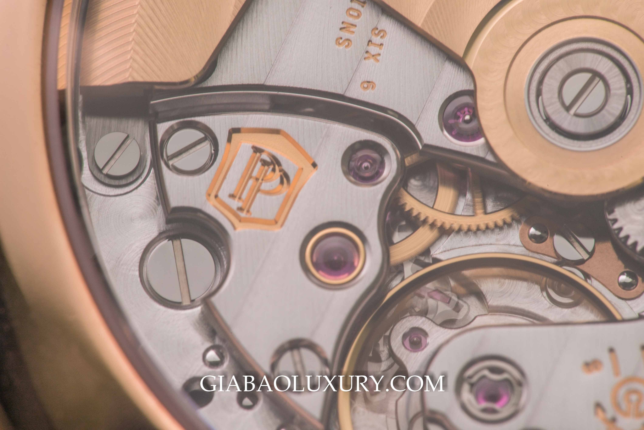 Đồng Hồ Patek Philippe Annual Calendar 5496R-014 Mid Night Blue