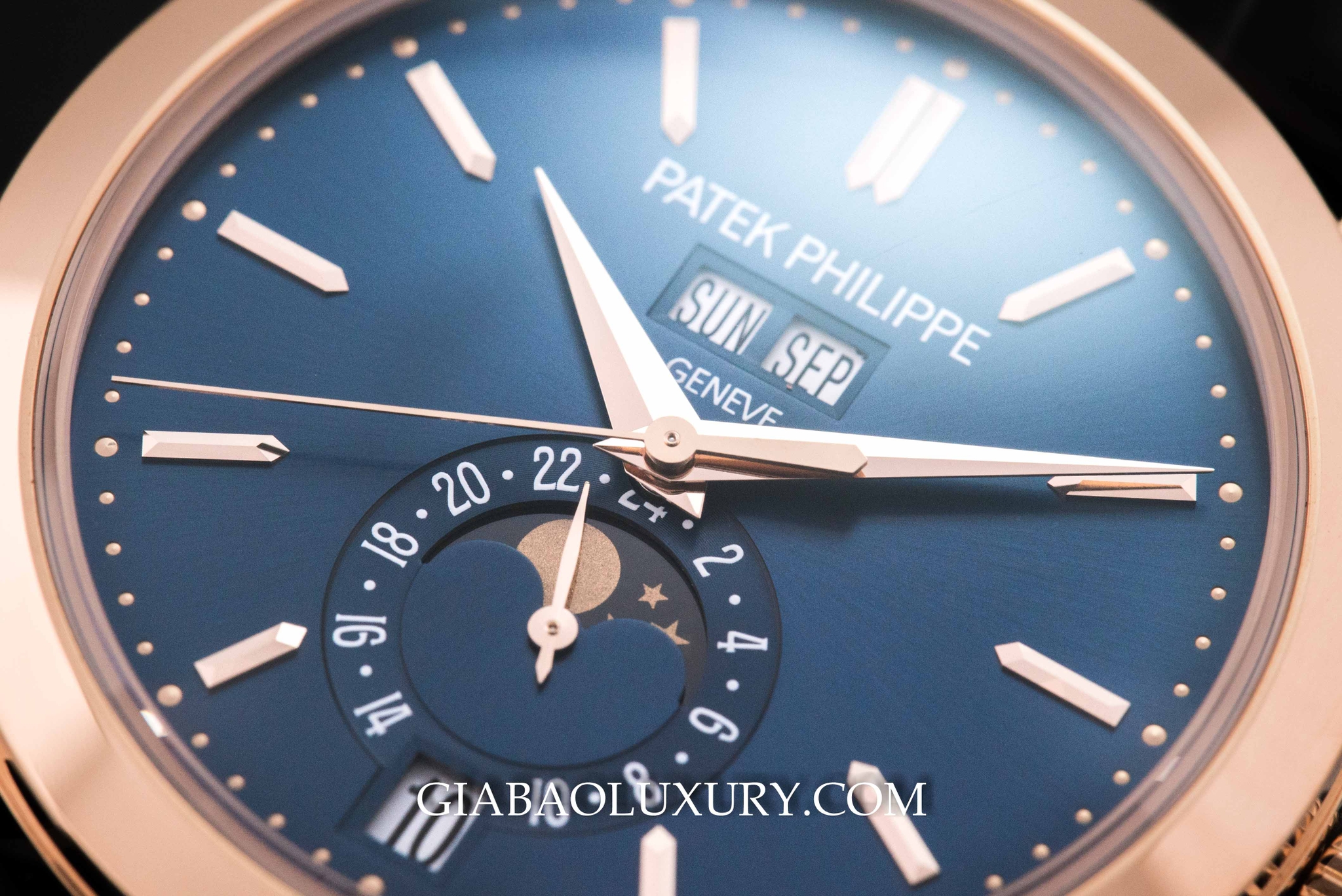 Đồng Hồ Patek Philippe Annual Calendar 5496R-014 Mid Night Blue