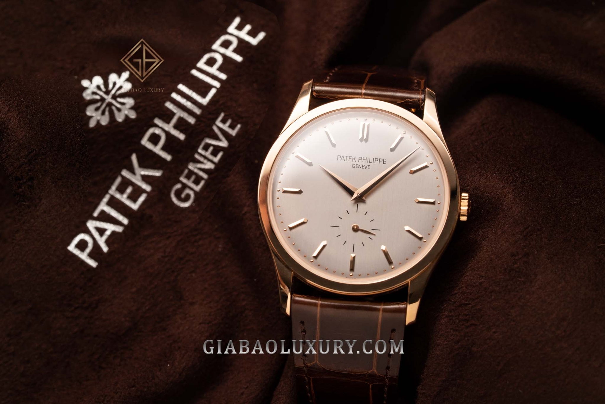 Đồng Hồ Patek Philippe Calatrava 5196R-001