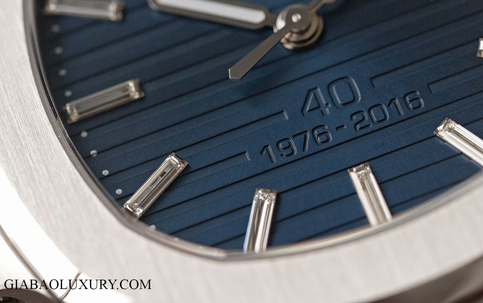 Đồng Hồ Patek Philippe Nautilus 5711/1P Phiên Bản Kỉ Niệm 40 Năm