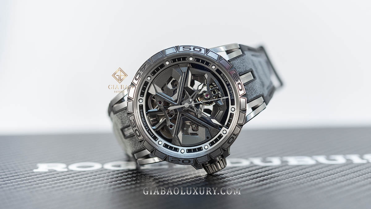 Đồng Hồ Roger Dubuis Excalibur RDDBEX0748