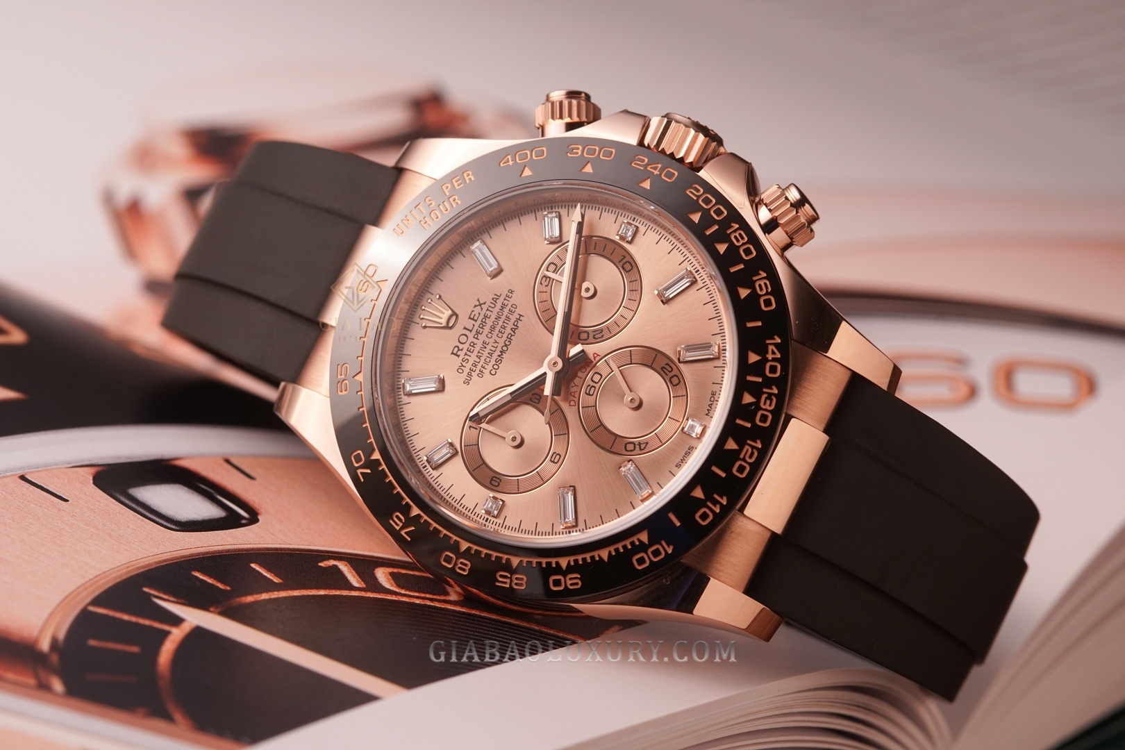 Đồng Hồ Rolex Cosmograph Daytona 116515LN Mặt Số Hồng Cọc Số Kim Cương Baguette