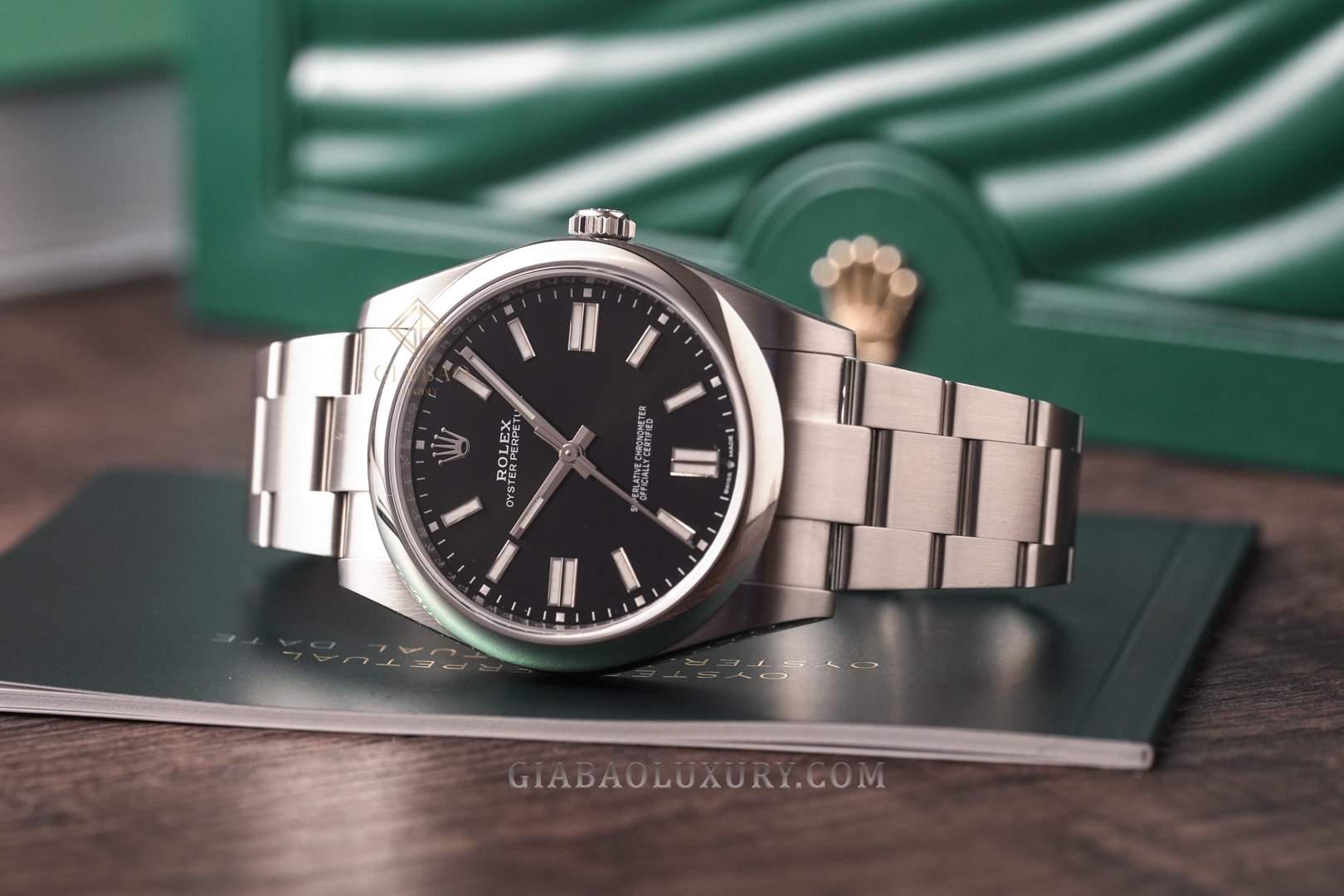 Đồng Hồ Rolex Oyster Perpetual 41 124300 Mặt Số Đen
