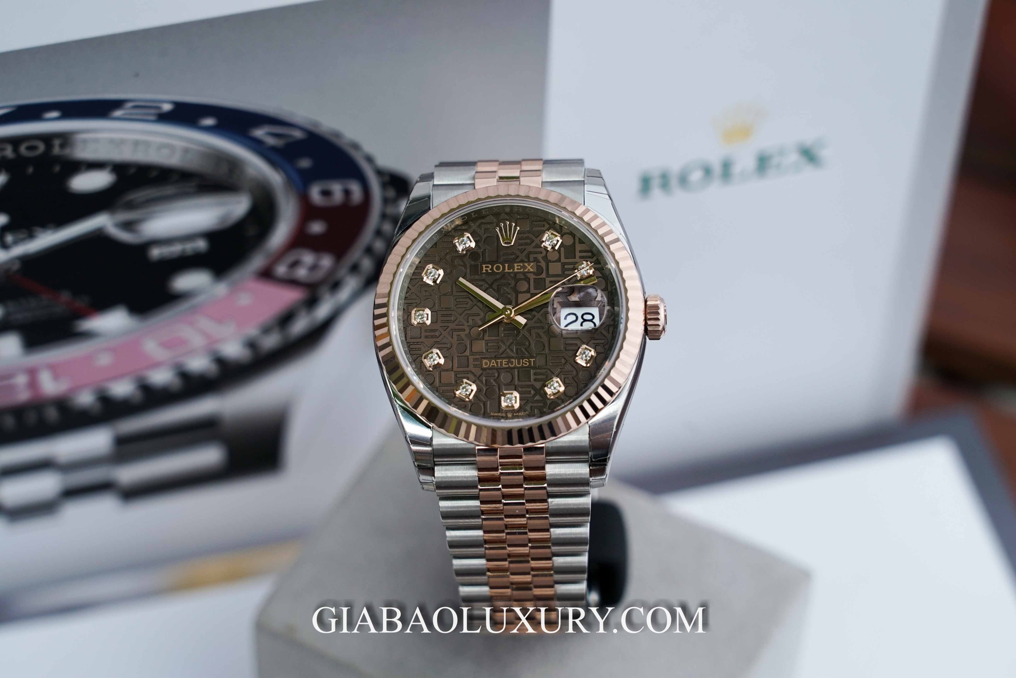 Đồng Hồ Rolex Datejust 126231 Mặt số vi tính chocolate