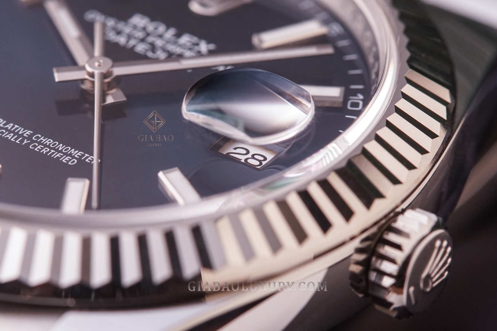 Đồng Hồ Rolex Datejust 41 126334 Mặt Số Xanh Dây Đeo Oyster