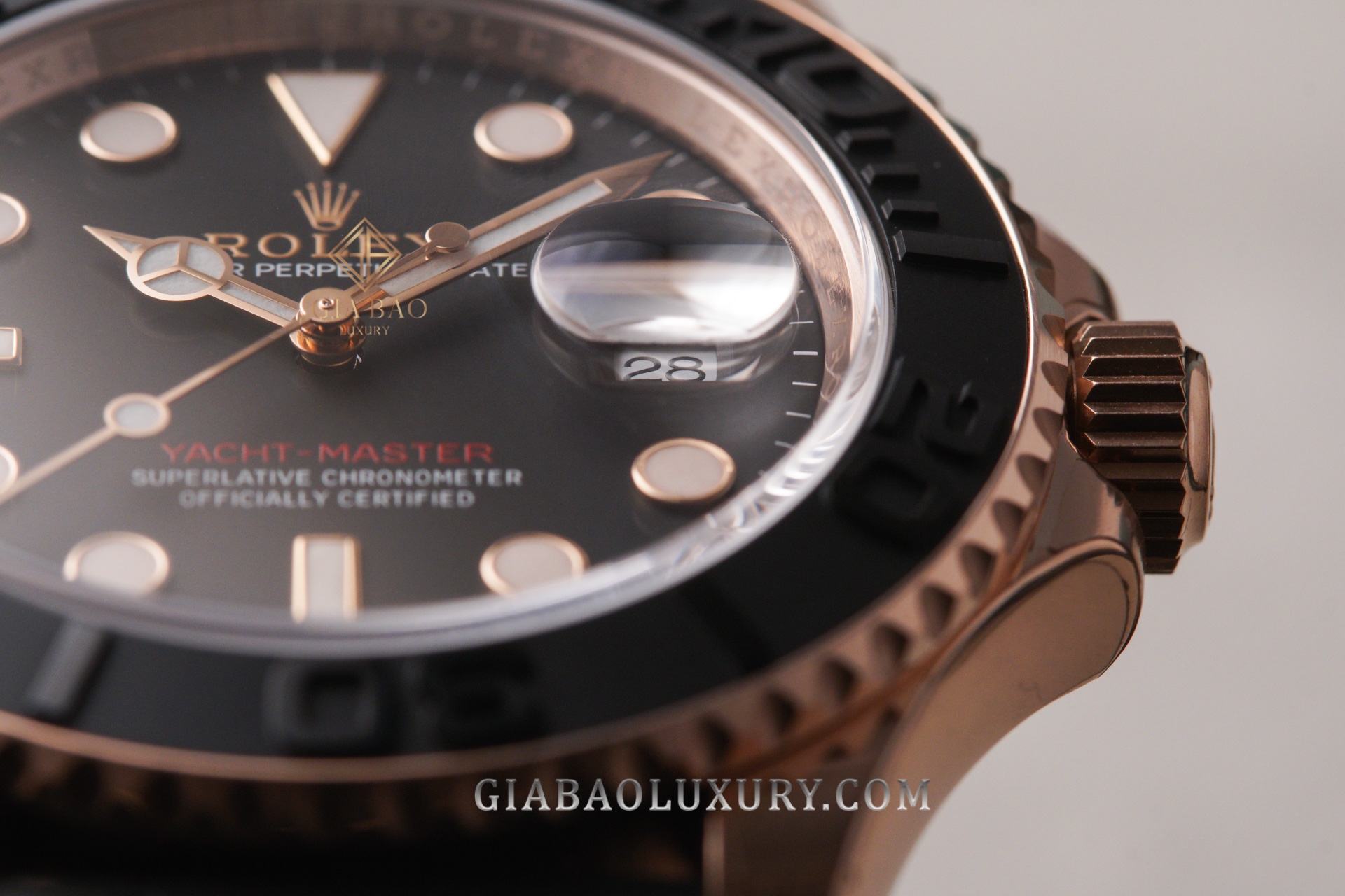 Đồng Hồ Rolex Yacht-Master 40 126655 Mặt Số Đen