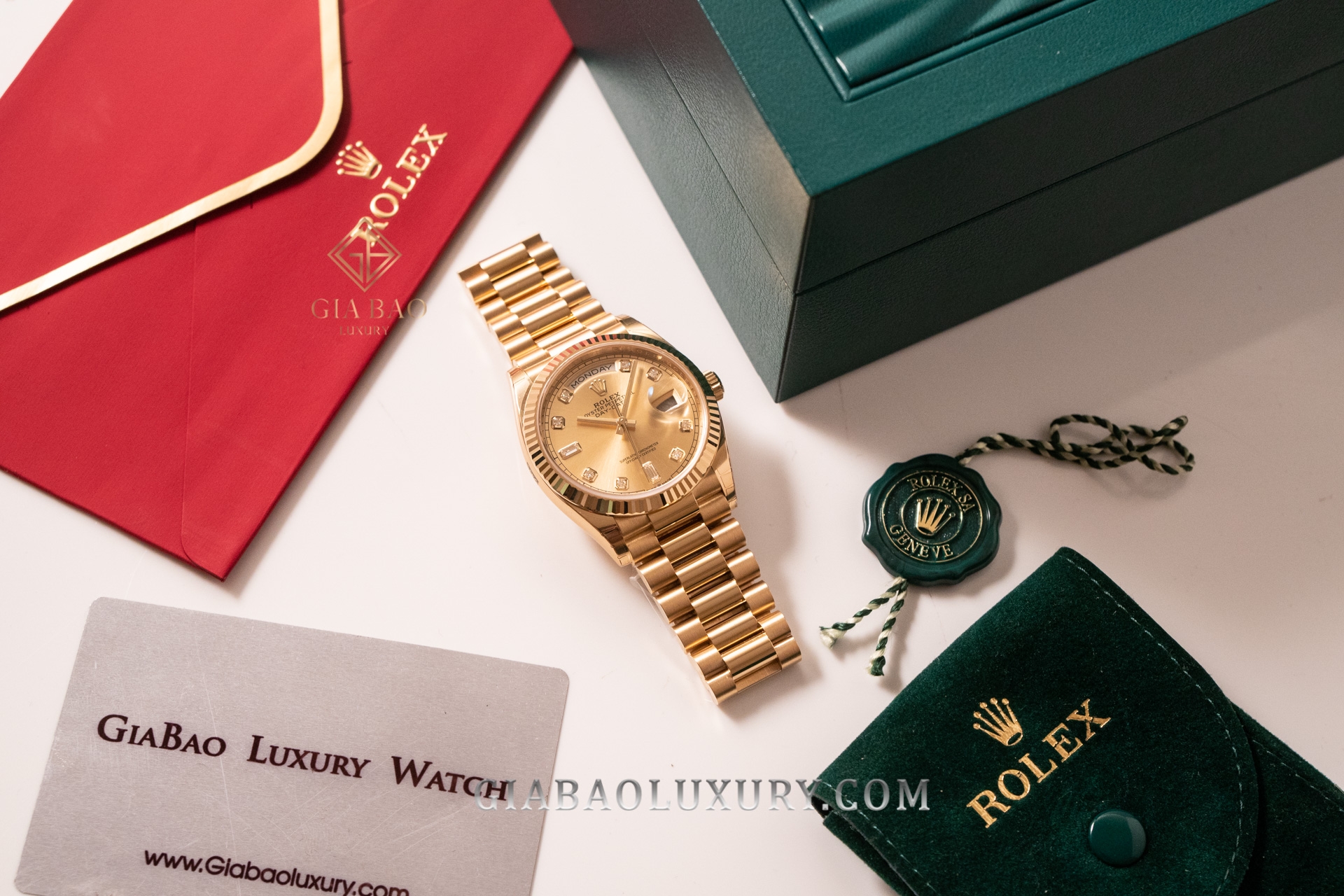 Đồng Hồ Rolex Day-Date 36 128238 Mặt Số Vàng Champagne Nạm Kim Cương