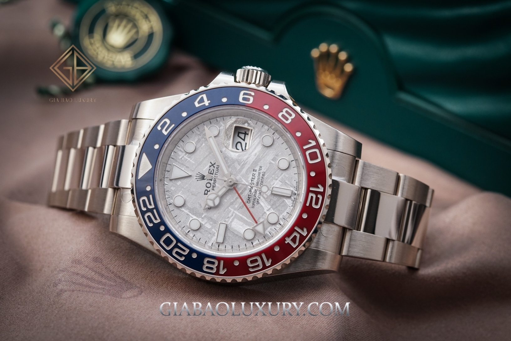 Đồng Hồ Rolex GMT-Master II 126719BLRO Mặt Số Thiên Thạch