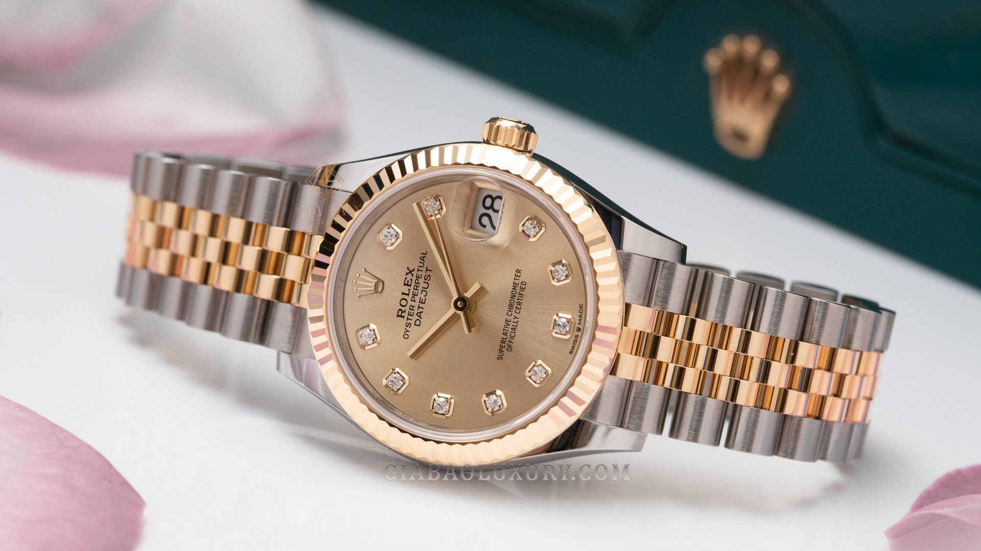Đồng Hồ Rolex Lady Datejust 31 278273 Mặt Số Vàng Champagne Nạm Kim Cương