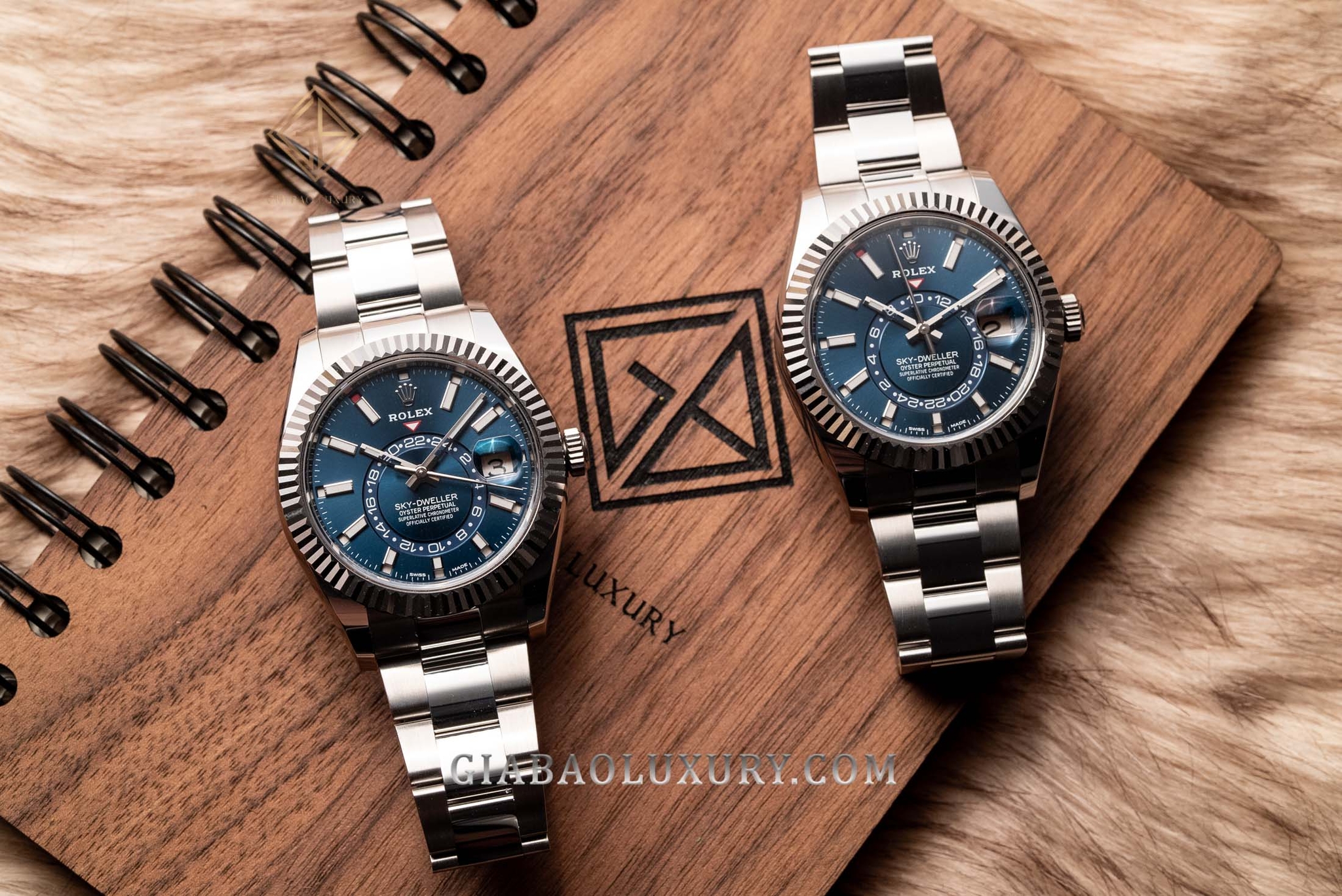 Đồng Hồ Rolex Sky-Dweller 326934 Mặt Số Xanh