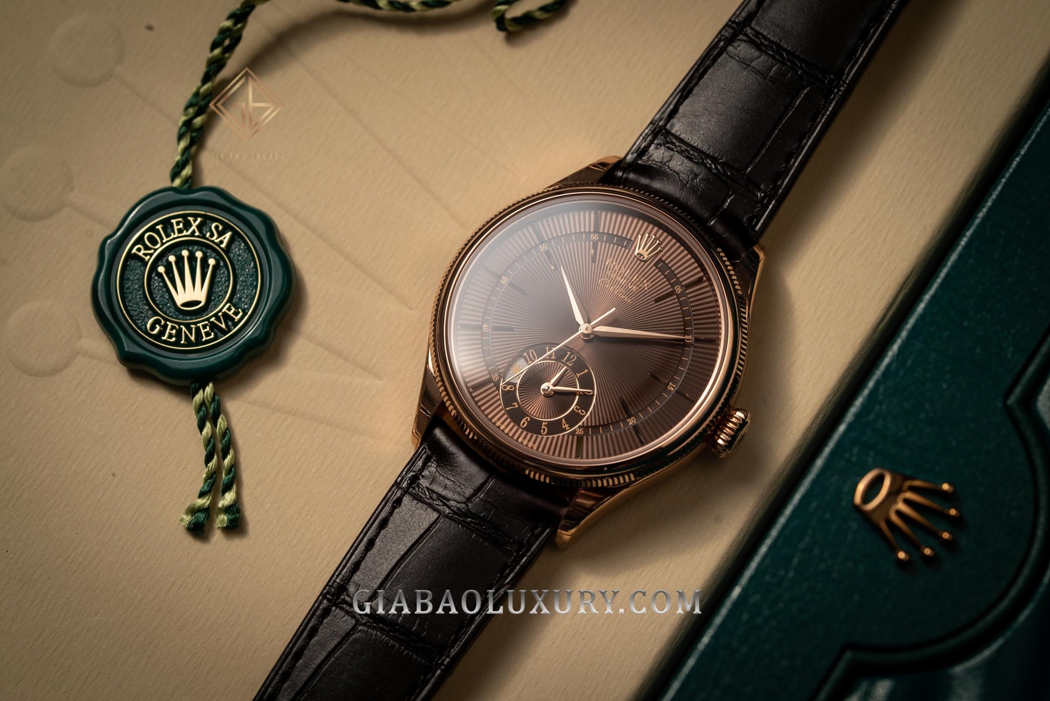 Đồng Hồ Rolex Cellini Dual Time 50525 Mặt Số Nâu