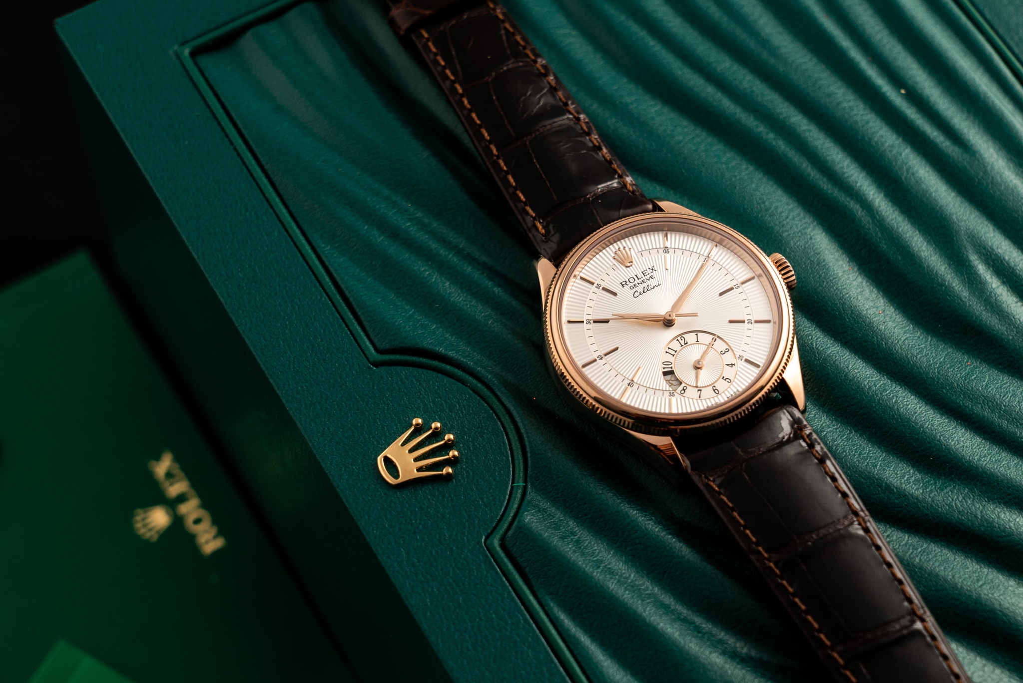 Đồng Hồ Rolex Cellini Dual Time 50525 Mặt Số Bạc