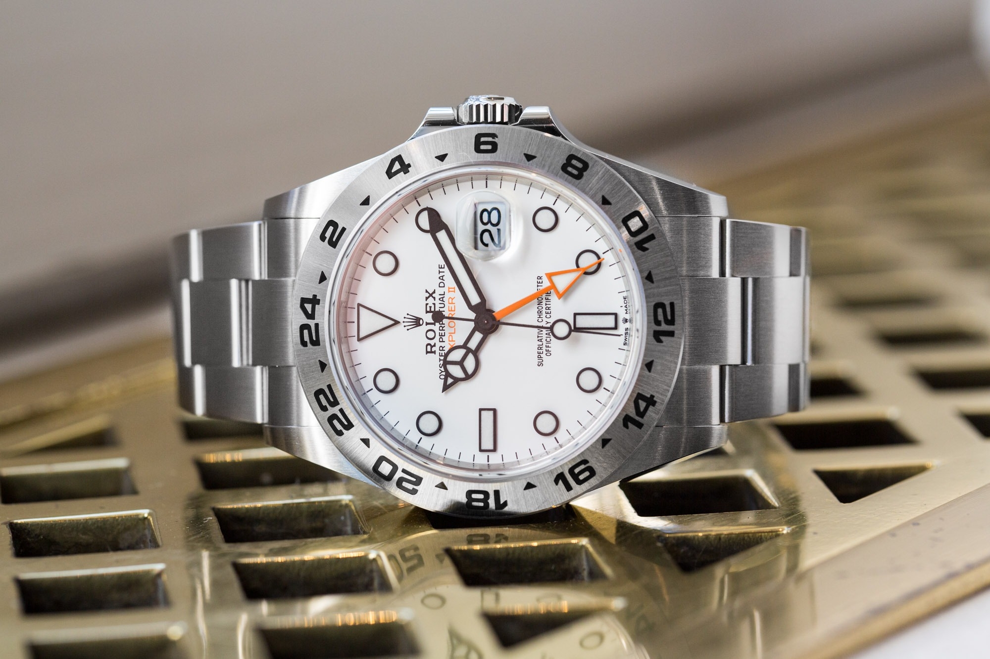 đồng hồ Rolex Explorer II 226570