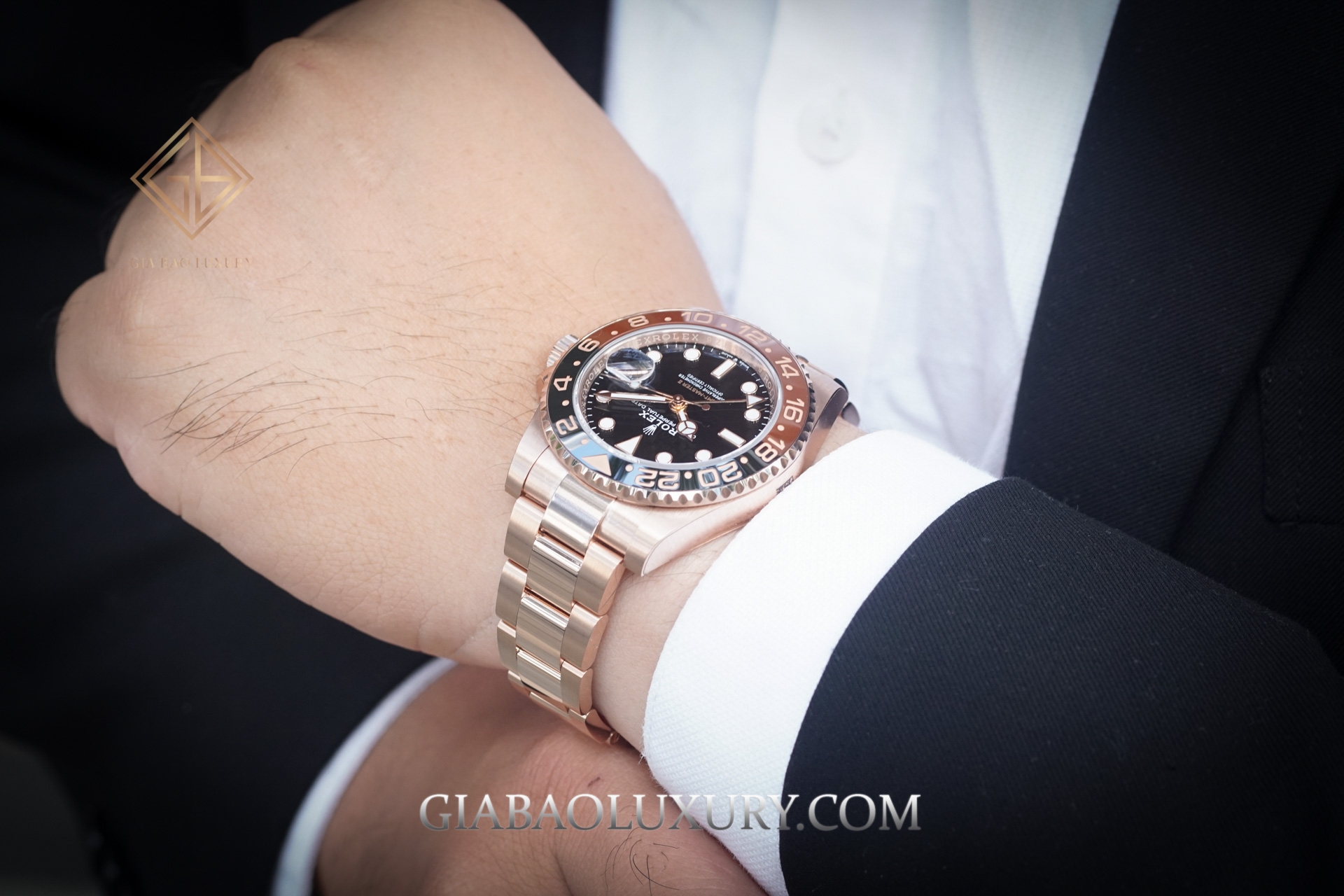 Đồng Hồ Rolex GMT-Master II 126715CHNR