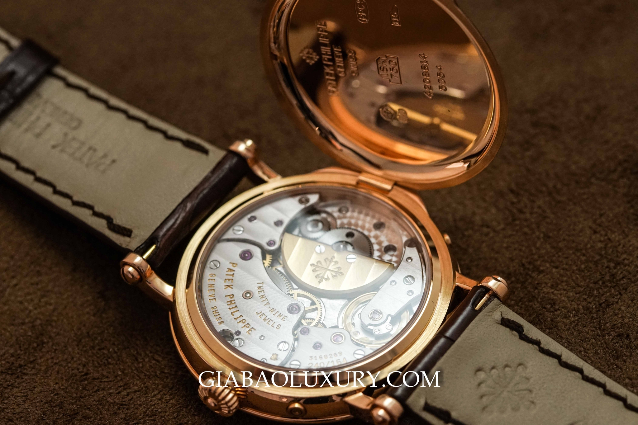 Đồng Hồ Patek Philippe Moon Phase Power Reserve Rose Gold 5054R