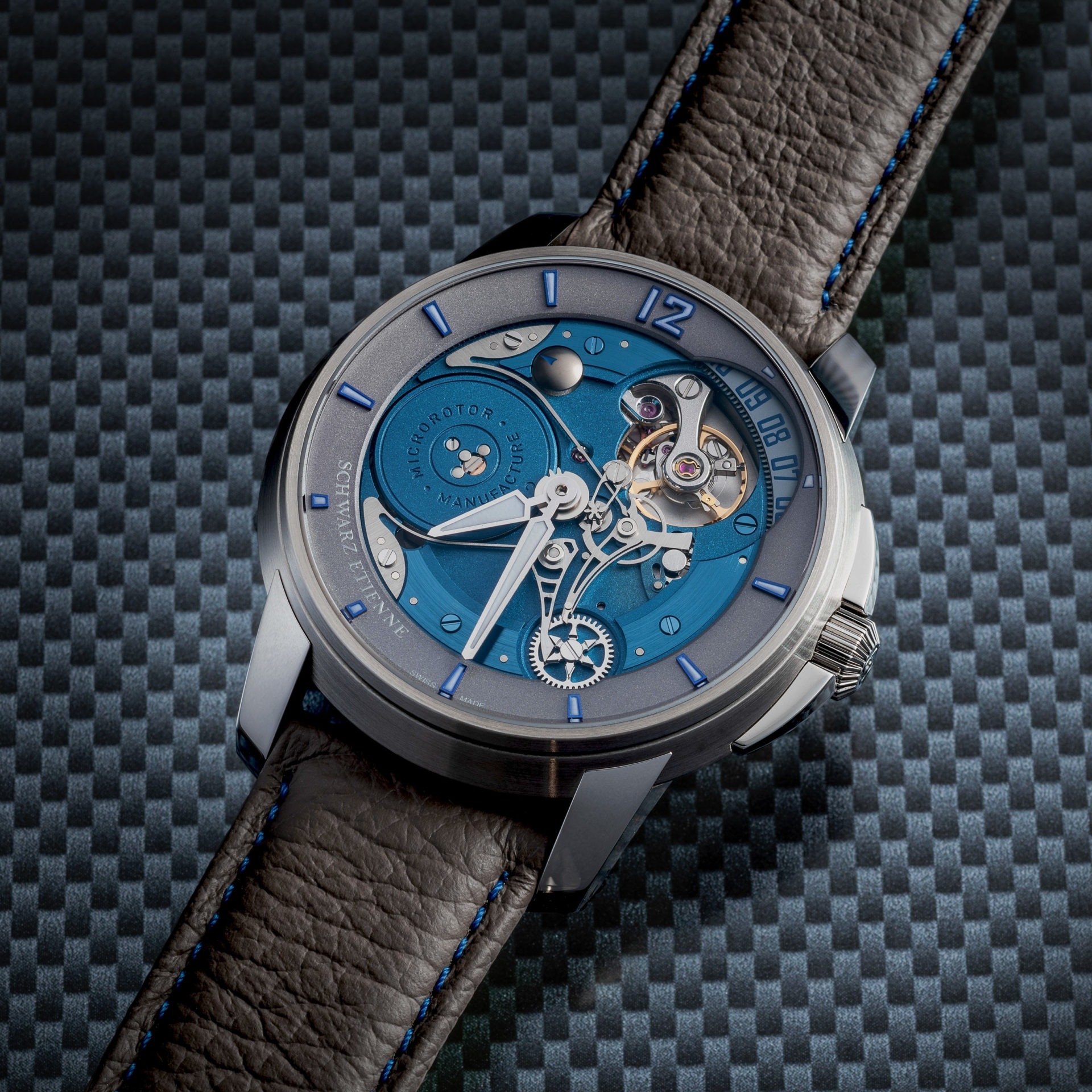 Schwarz Etienne, dòng sản phẩm Roswell 08, ref WRW08TJ03SSCUBCLTD, mặt số xanh và xám