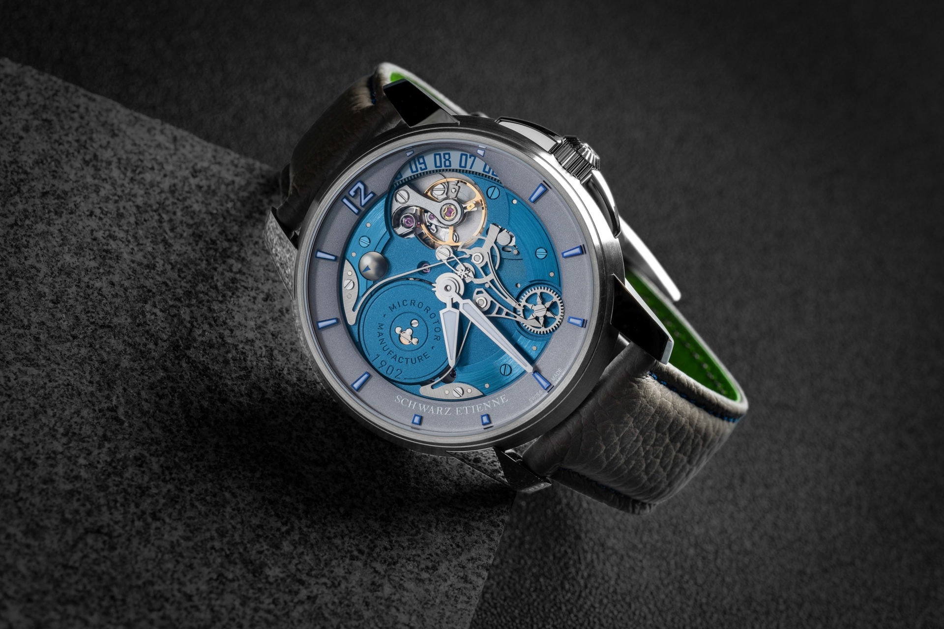 Schwarz Etienne, dòng sản phẩm Roswell 08, ref WRW08TJ03SSCUBCLTD, mặt số xanh và xám