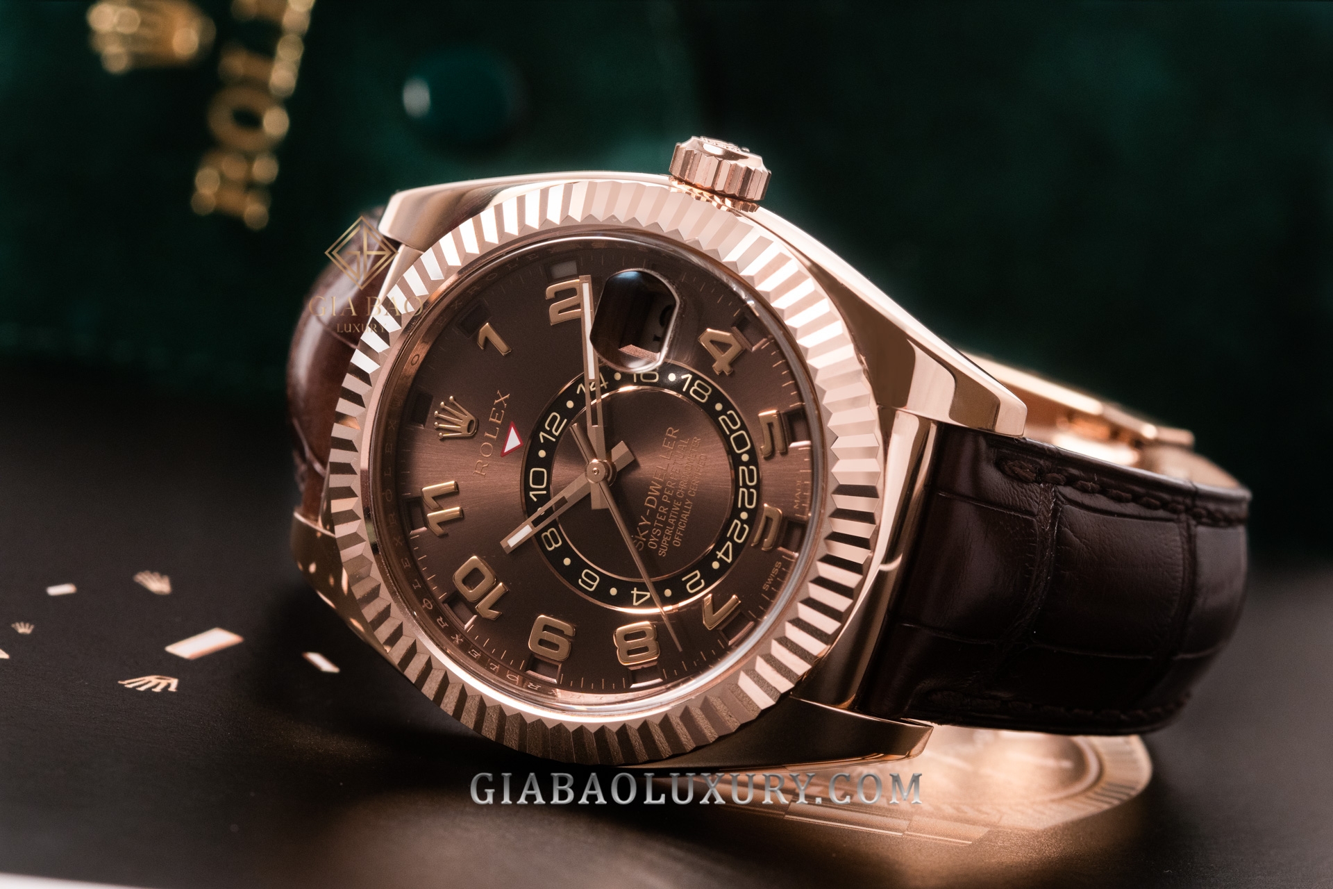 Đồng hồ Rolex Sky-Dweller 326135 Mặt Số Chocolate