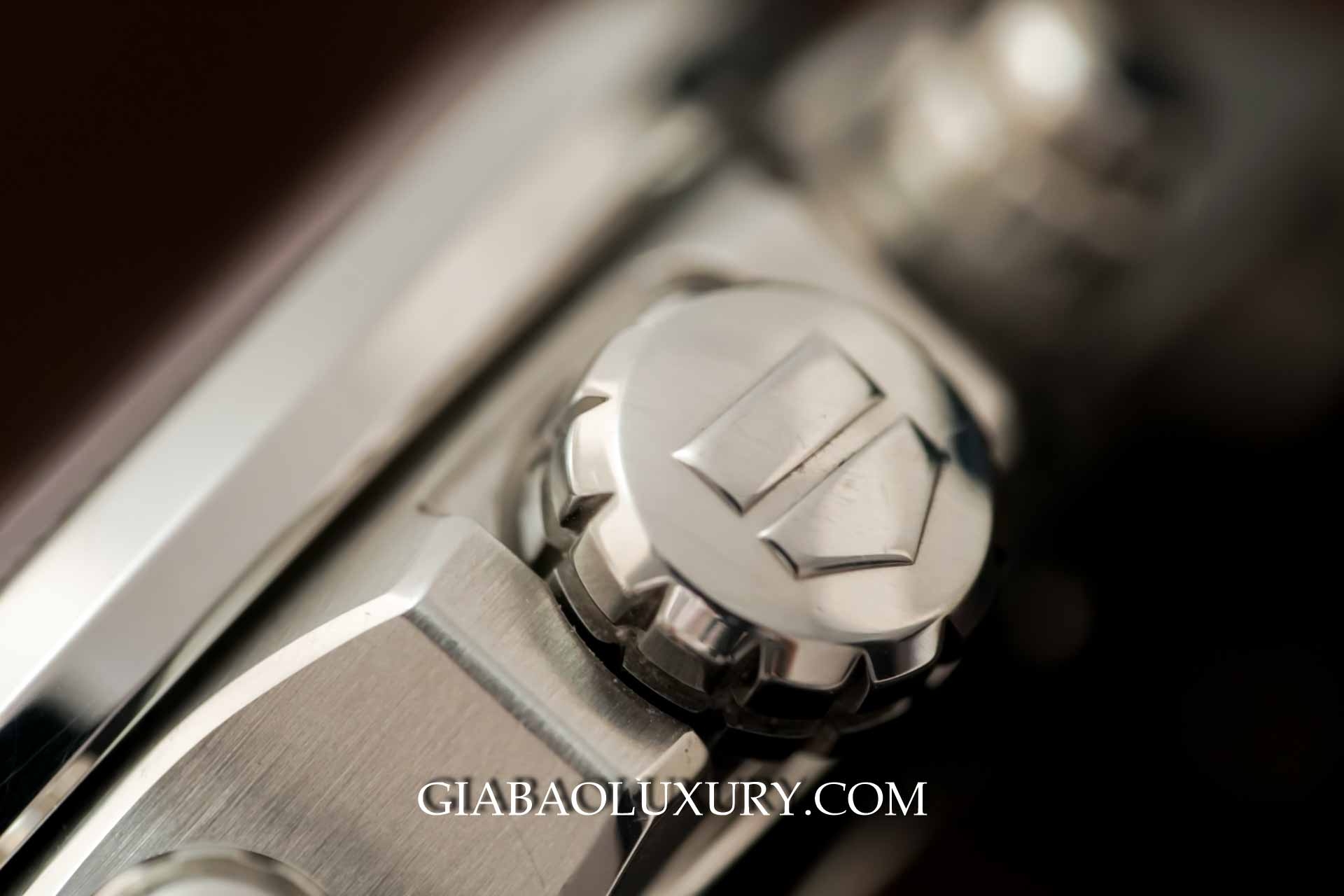 TAG Heuer Grand Carrera CAV511A