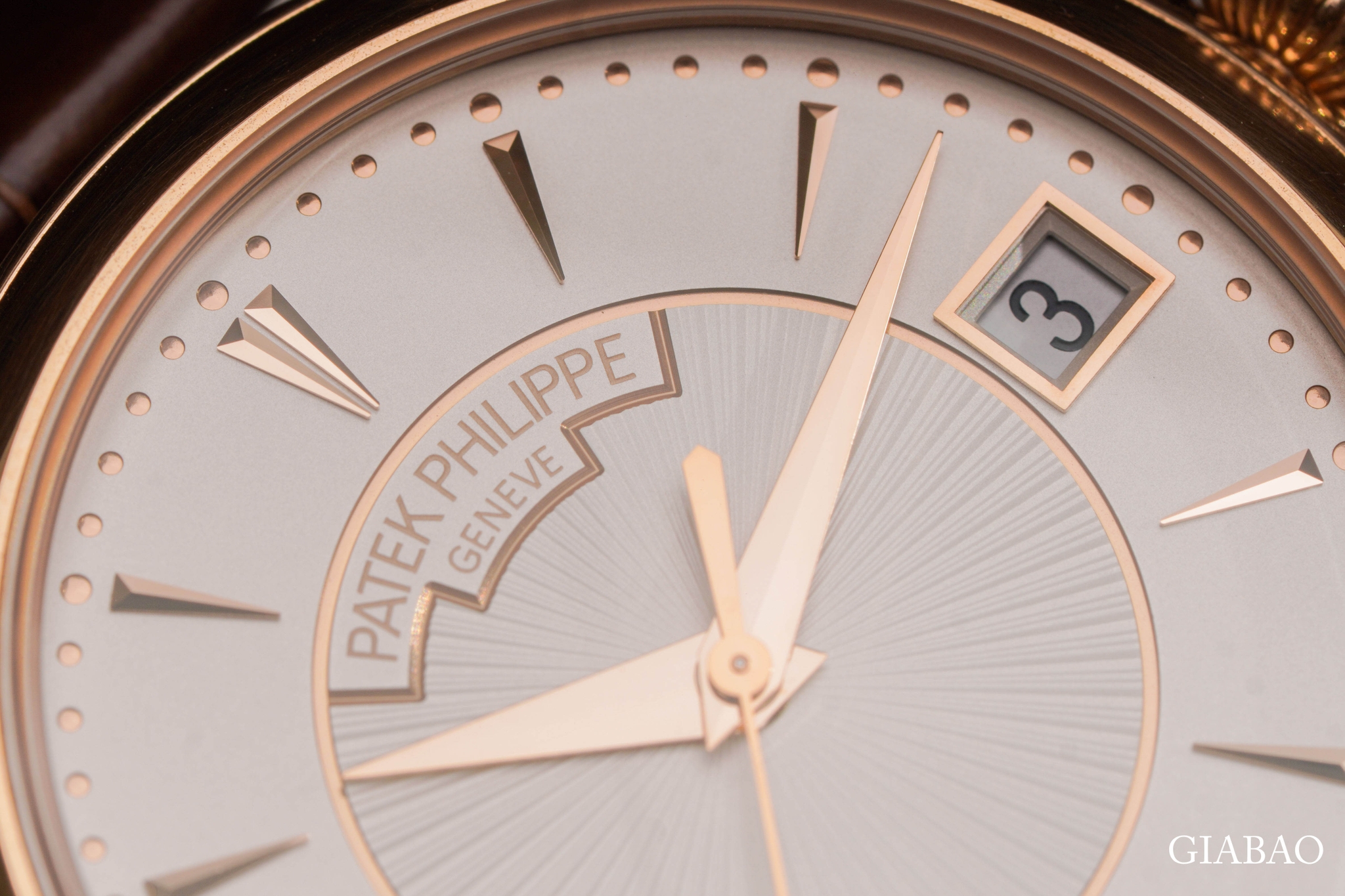 Đồng Hồ Patek Philippe Calatrava 5153R-001