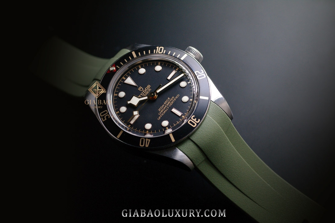 Dây cao su Rubber B dành cho đồng hồ Tudor Black Bay 58 - Tang Buckle Series