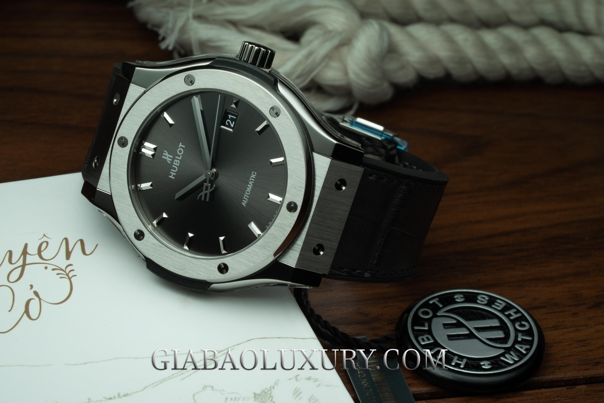 Đồng Hồ Hublot Classic Fusion Racing Grey Titanium 42mm 542.NX.7071.LR