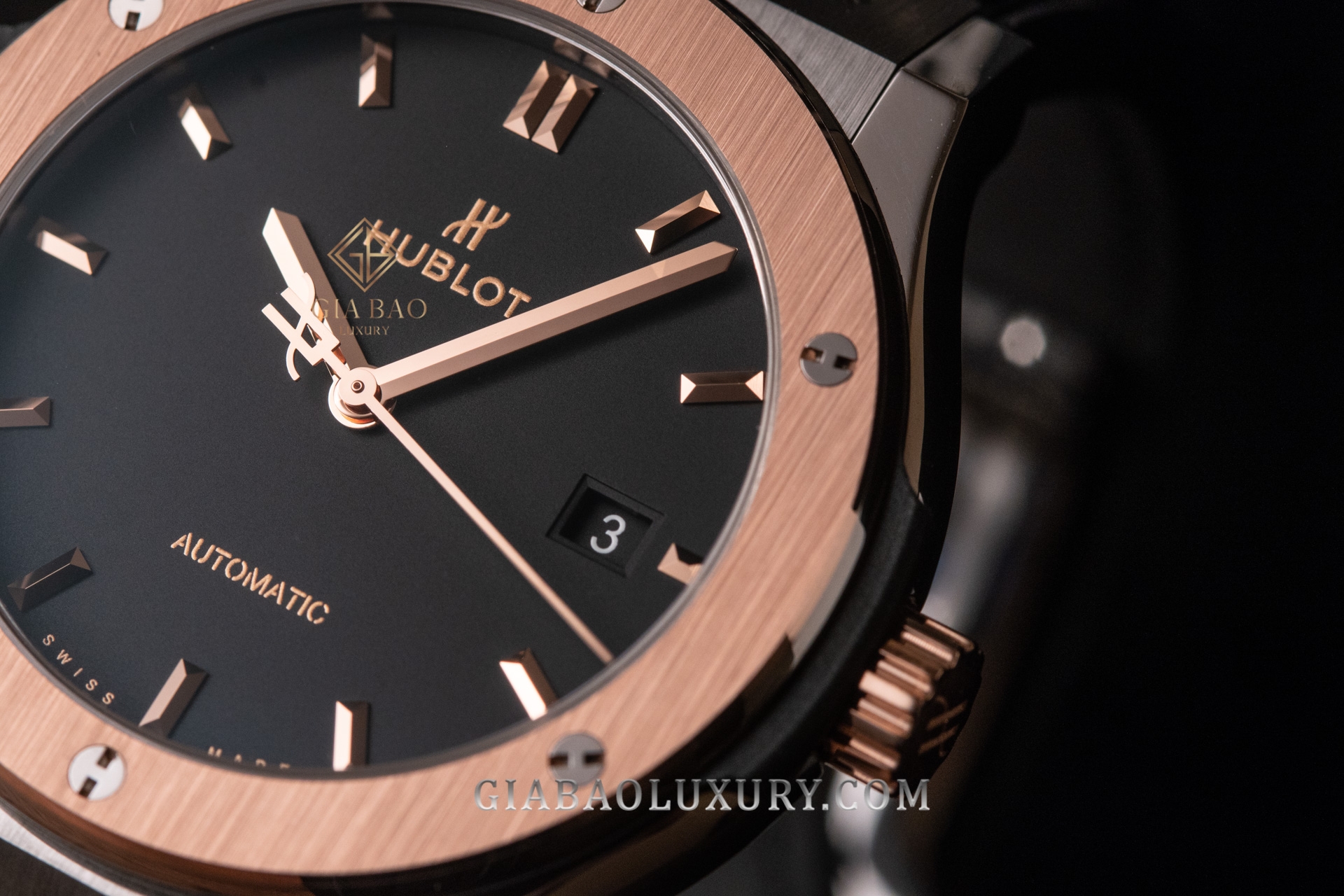 Đồng Hồ Hublot Classic Fusion Titanium King Gold 42mm 542.NO.1181.LR