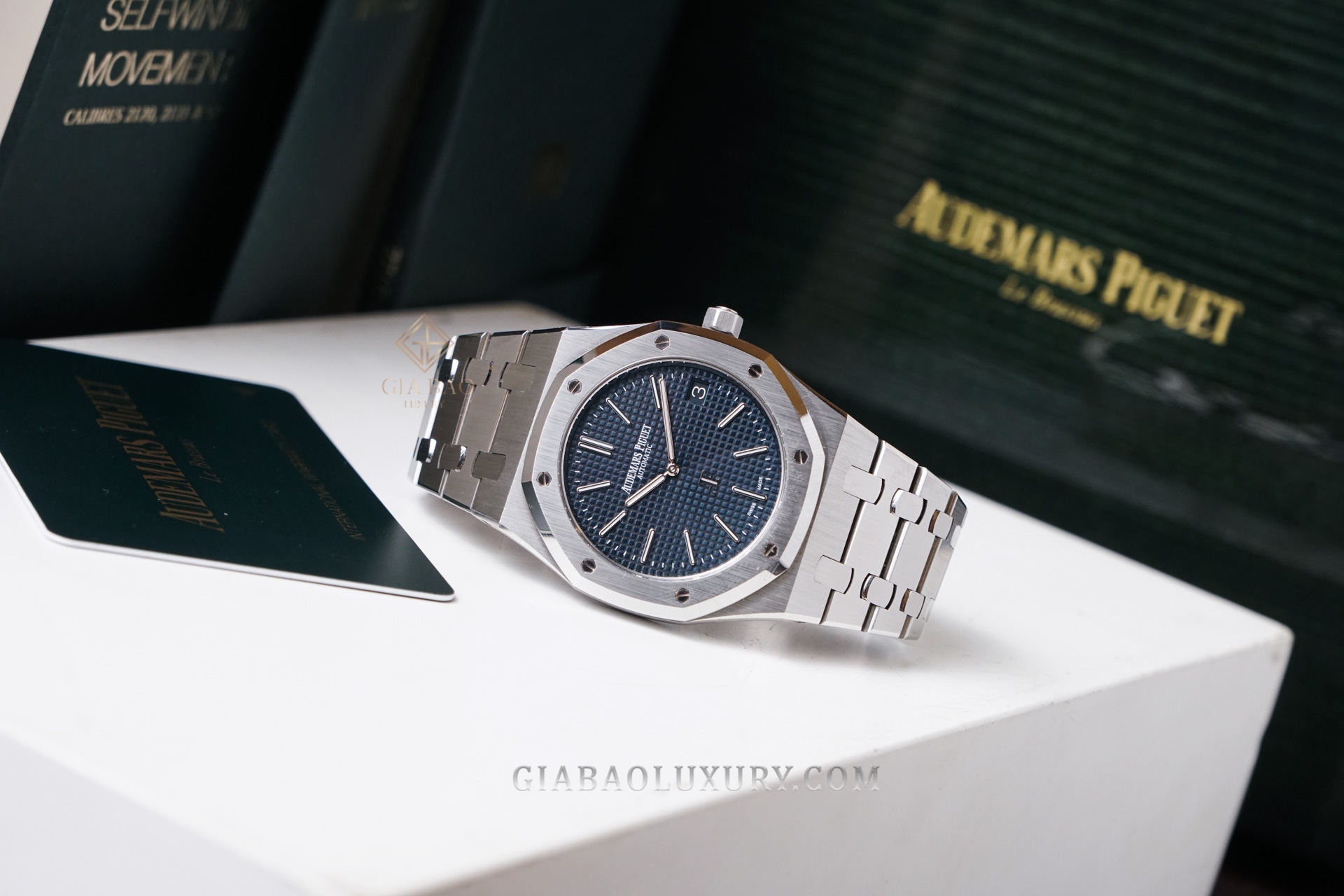 Đồng Hồ Audemars Piguet Royal Oak Jumbo Extra-Thin 15202ST.OO.1240ST.01