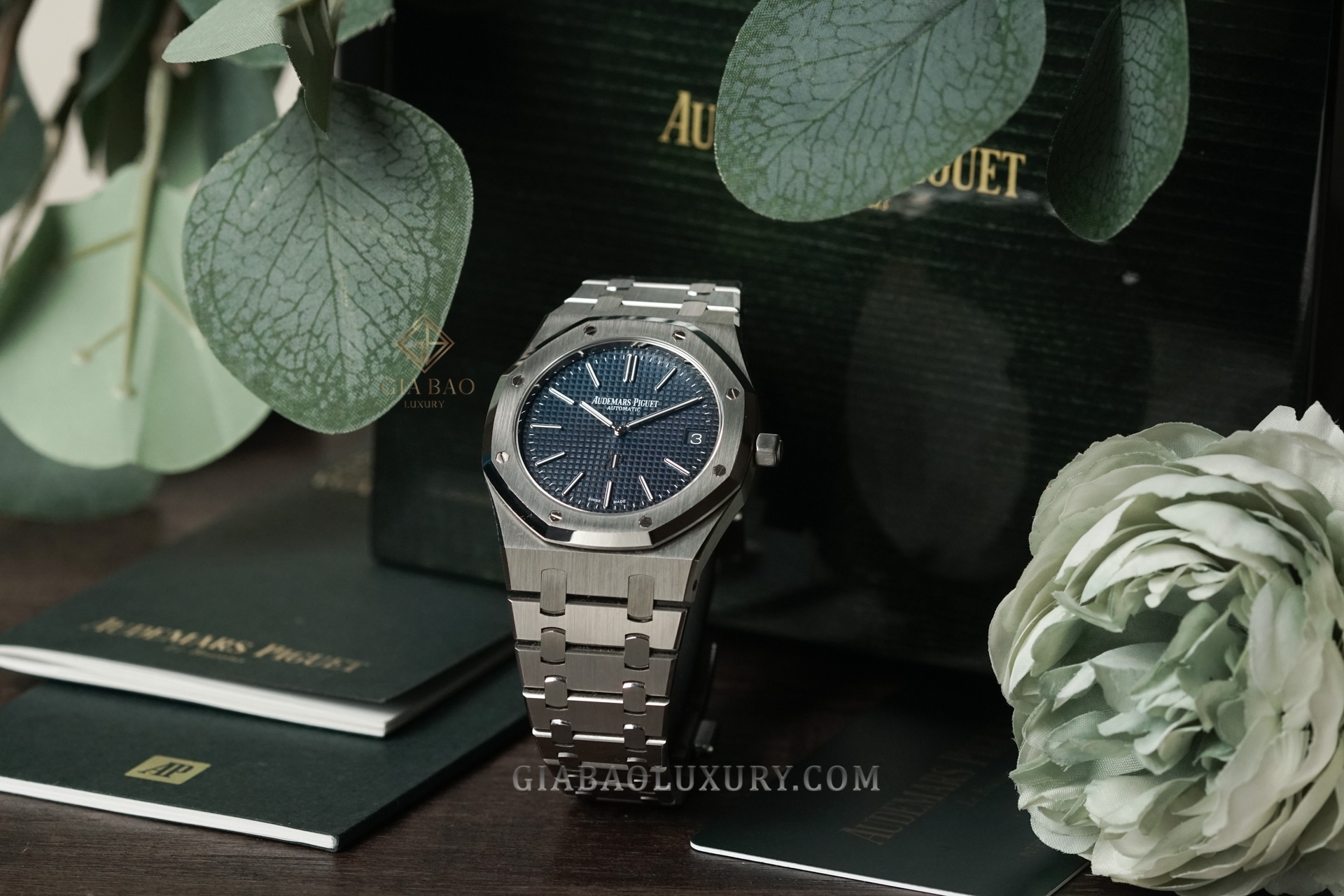 Đồng Hồ Audemars Piguet Royal Oak Jumbo Extra-Thin 15202ST.OO.1240ST.01