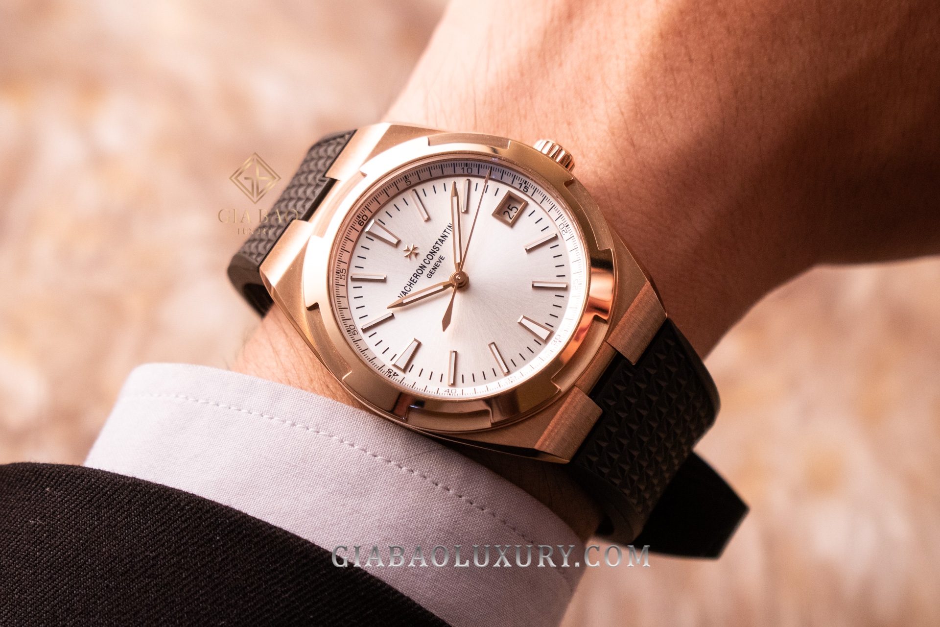 Đồng hồ Vacheron Constantin Overseas 41mm 4500V/000R-B127