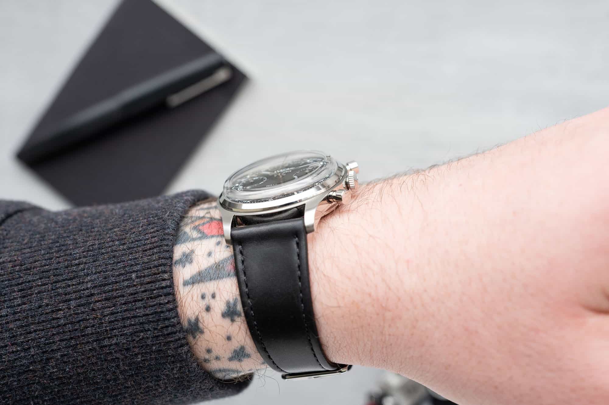 Vulcain Tiếp Tục Hồi Sinh Với Đồng Hồ Bấm Giờ Của Những Năm 1970